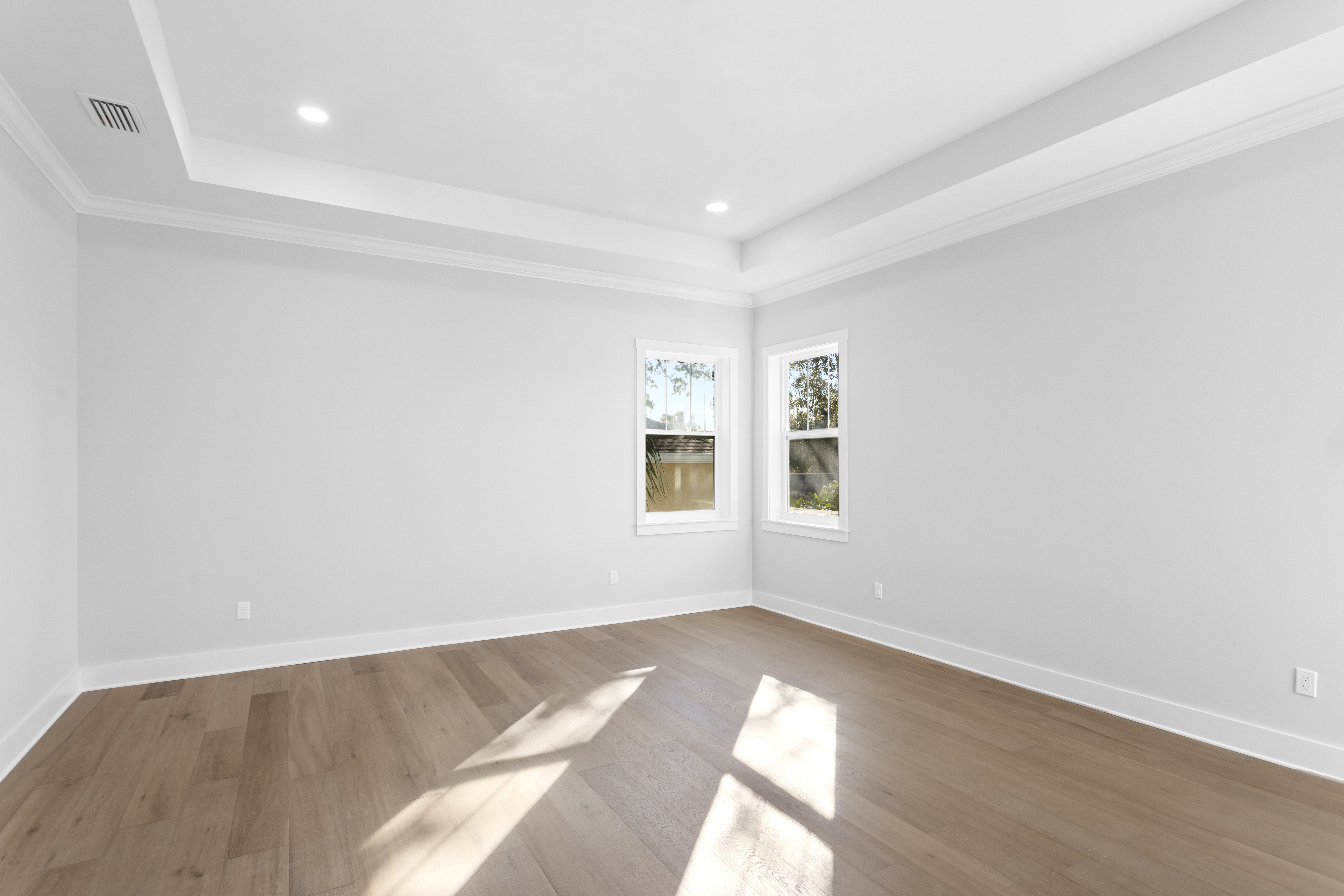 Tampa, Florida, 33611, United States, 4 Bedrooms Bedrooms, ,3 BathroomsBathrooms,Residential,For Sale,1977449