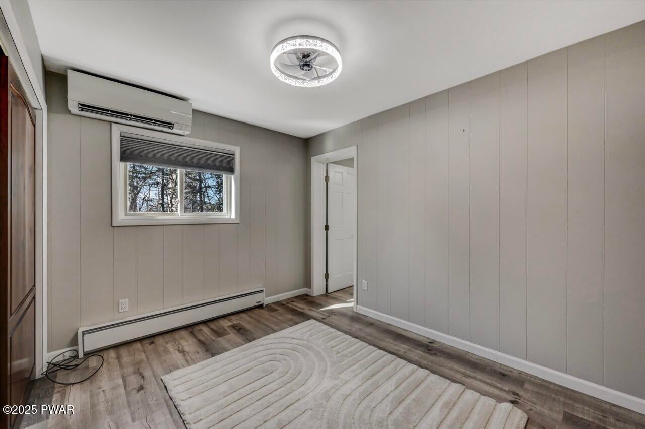 Lords Valley, Pennsylvania, 18428, United States, 4 Bedrooms Bedrooms, ,2 BathroomsBathrooms,Residential,For Sale,2005448