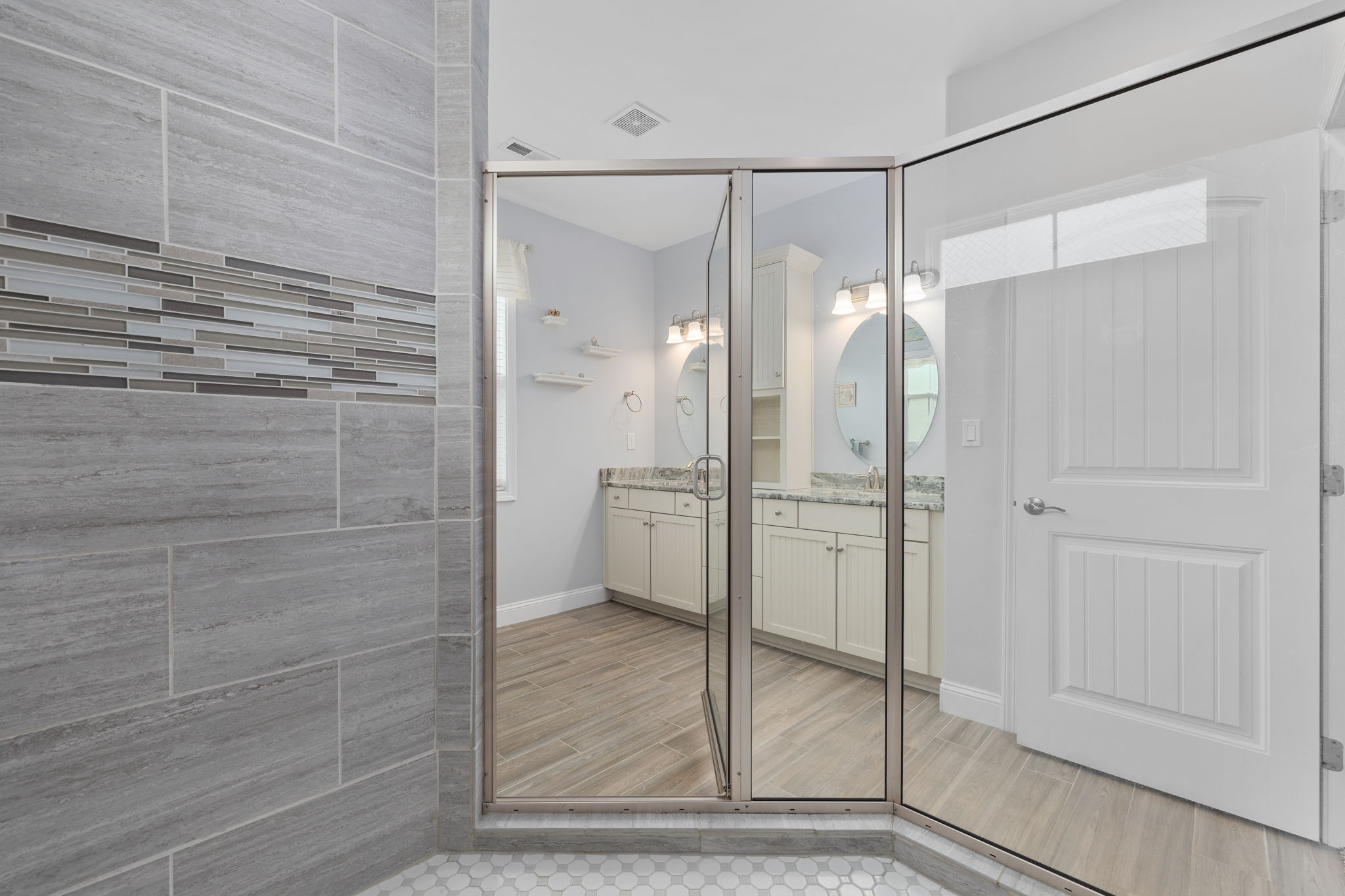 North Myrtle Beach, South Carolina, 29582, United States, 4 Bedrooms Bedrooms, ,3 BathroomsBathrooms,Residential,For Sale,1979525