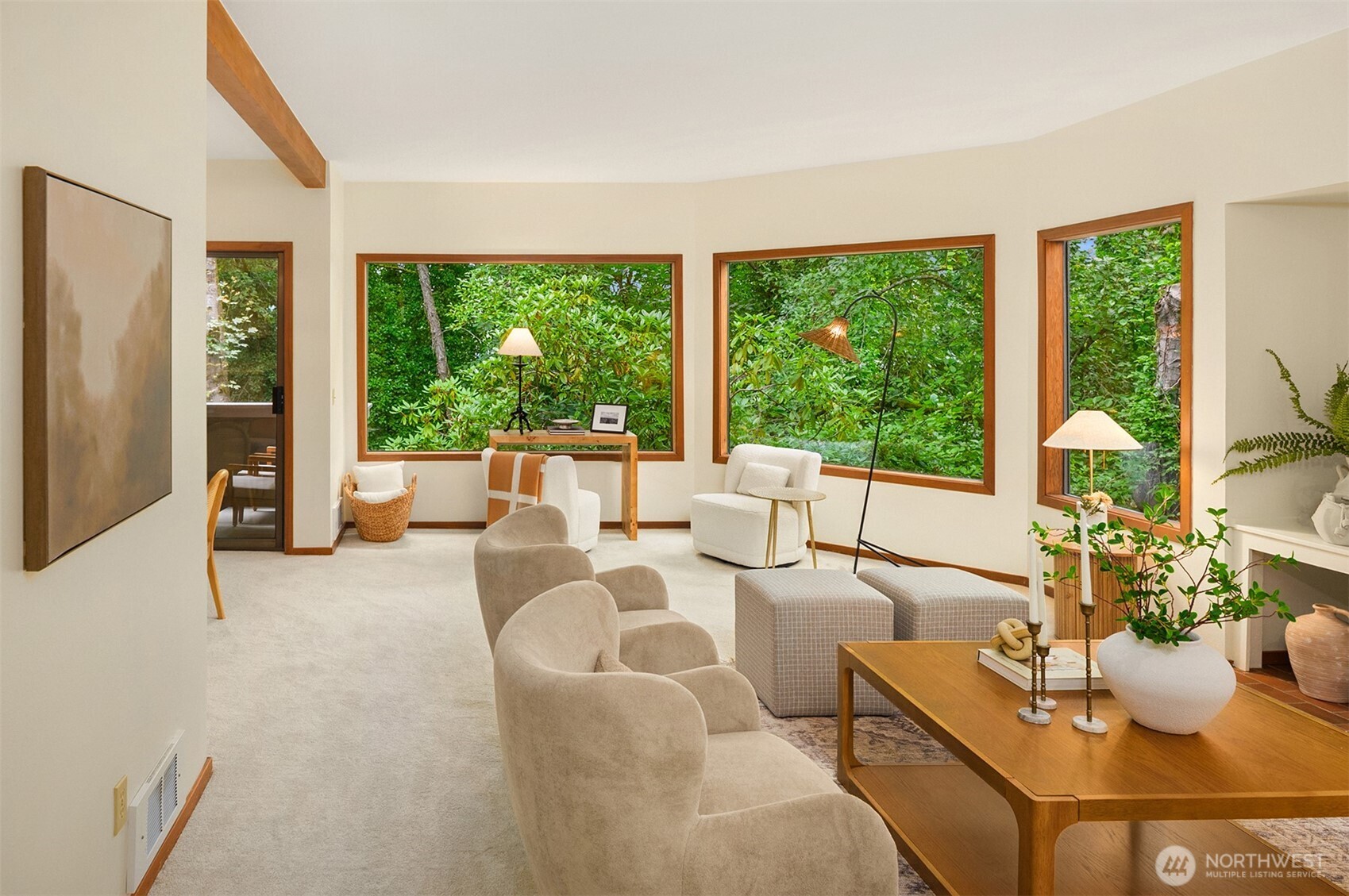 Seattle, Washington, 98109, United States, 2 Bedrooms Bedrooms, ,1 BathroomBathrooms,Residential,For Sale,1903752