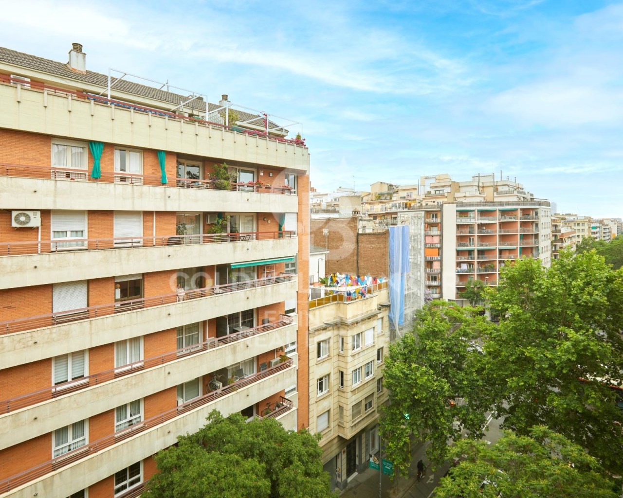 Barcelona, Catalonia, ES, 4 Bedrooms Bedrooms, ,2 BathroomsBathrooms,Residential,For Sale,1838082