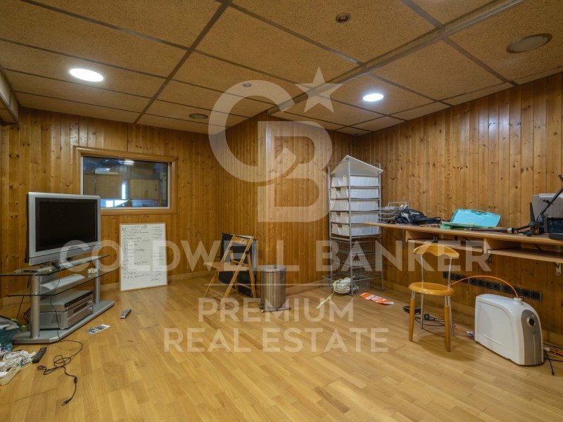 Cerdanyola del Vallès, Catalonia, ES, 4 Bedrooms Bedrooms, ,4 BathroomsBathrooms,Residential,For Sale,1613649