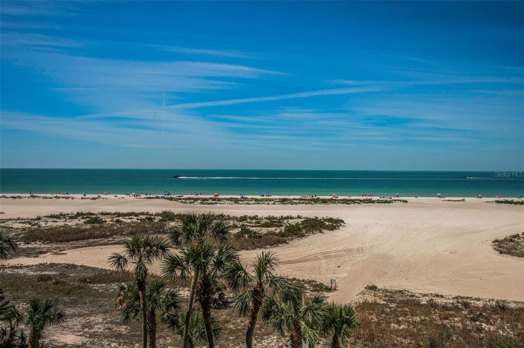 Clearwater Beach, Florida, 33767, United States, 2 Bedrooms Bedrooms, ,2 BathroomsBathrooms,Residential,For Sale,1744502