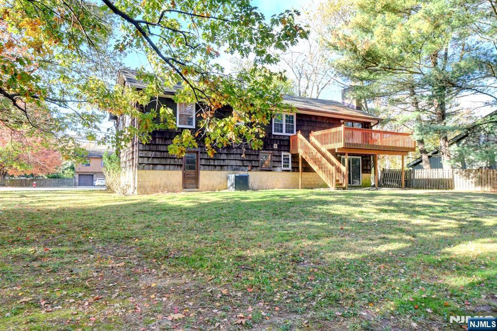 Ramsey, New Jersey, 07446, United States, 3 Bedrooms Bedrooms, ,3 BathroomsBathrooms,Residential,For Sale,1972690