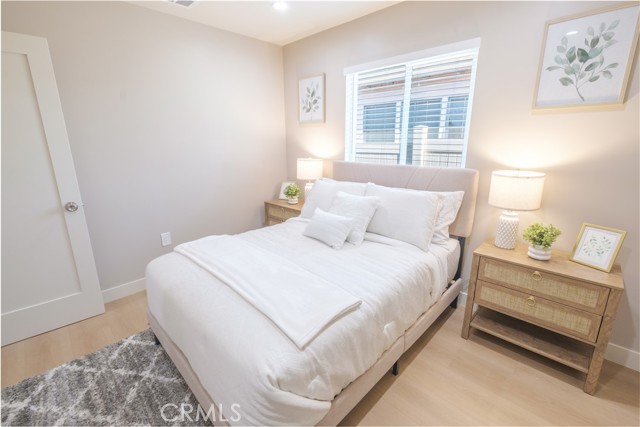 Compton, California, 90220, United States, 6 Bedrooms Bedrooms, ,5 BathroomsBathrooms,Residential,For Sale,2048011
