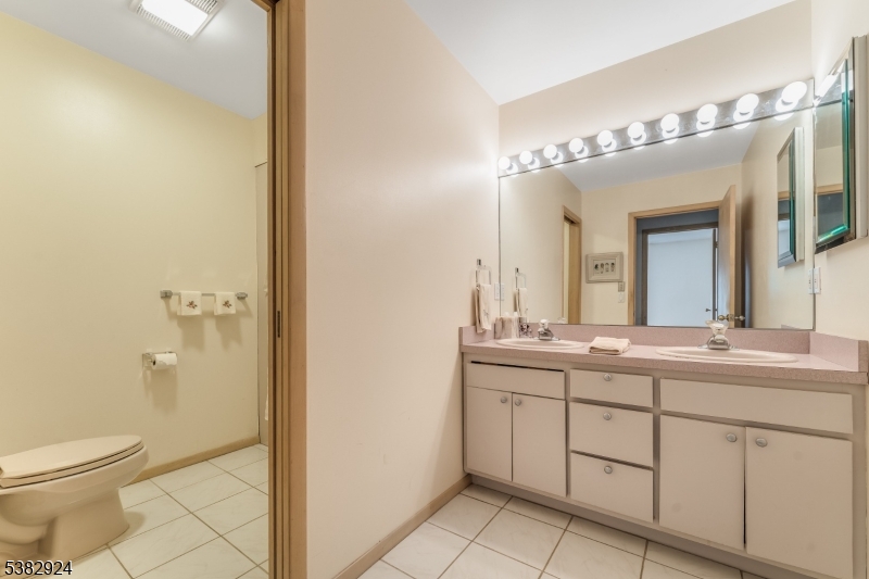 Delaware Twp., New Jersey, 08559, United States, 4 Bedrooms Bedrooms, ,3 BathroomsBathrooms,Residential,For Sale,1942245