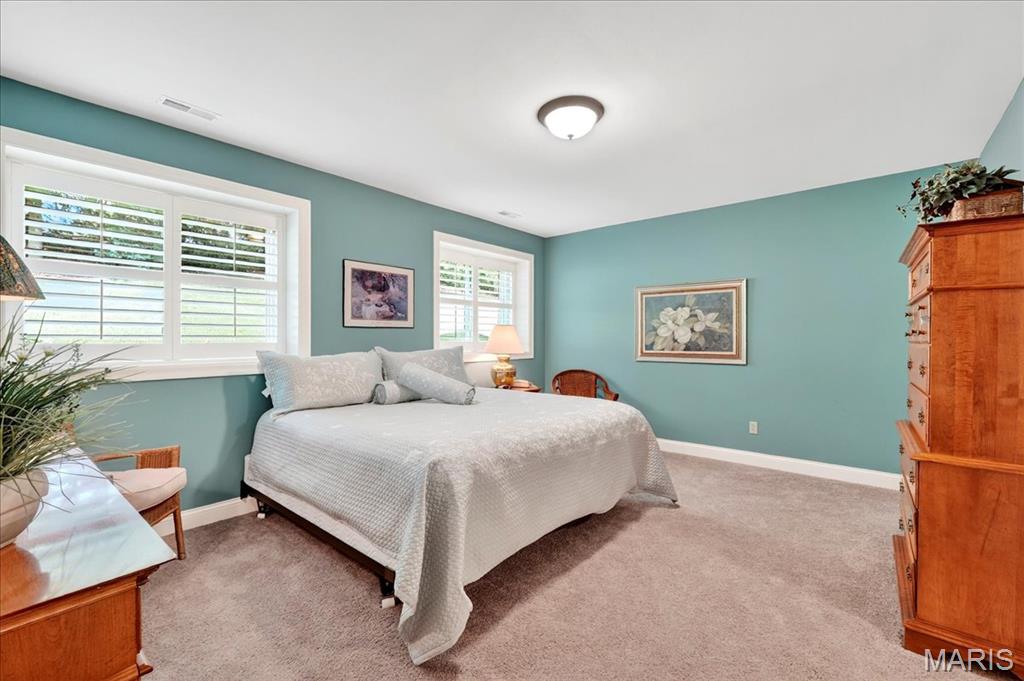 Ballwin, Missouri, 63011, United States, 2 Bedrooms Bedrooms, ,3 BathroomsBathrooms,Residential,For Sale,1947481