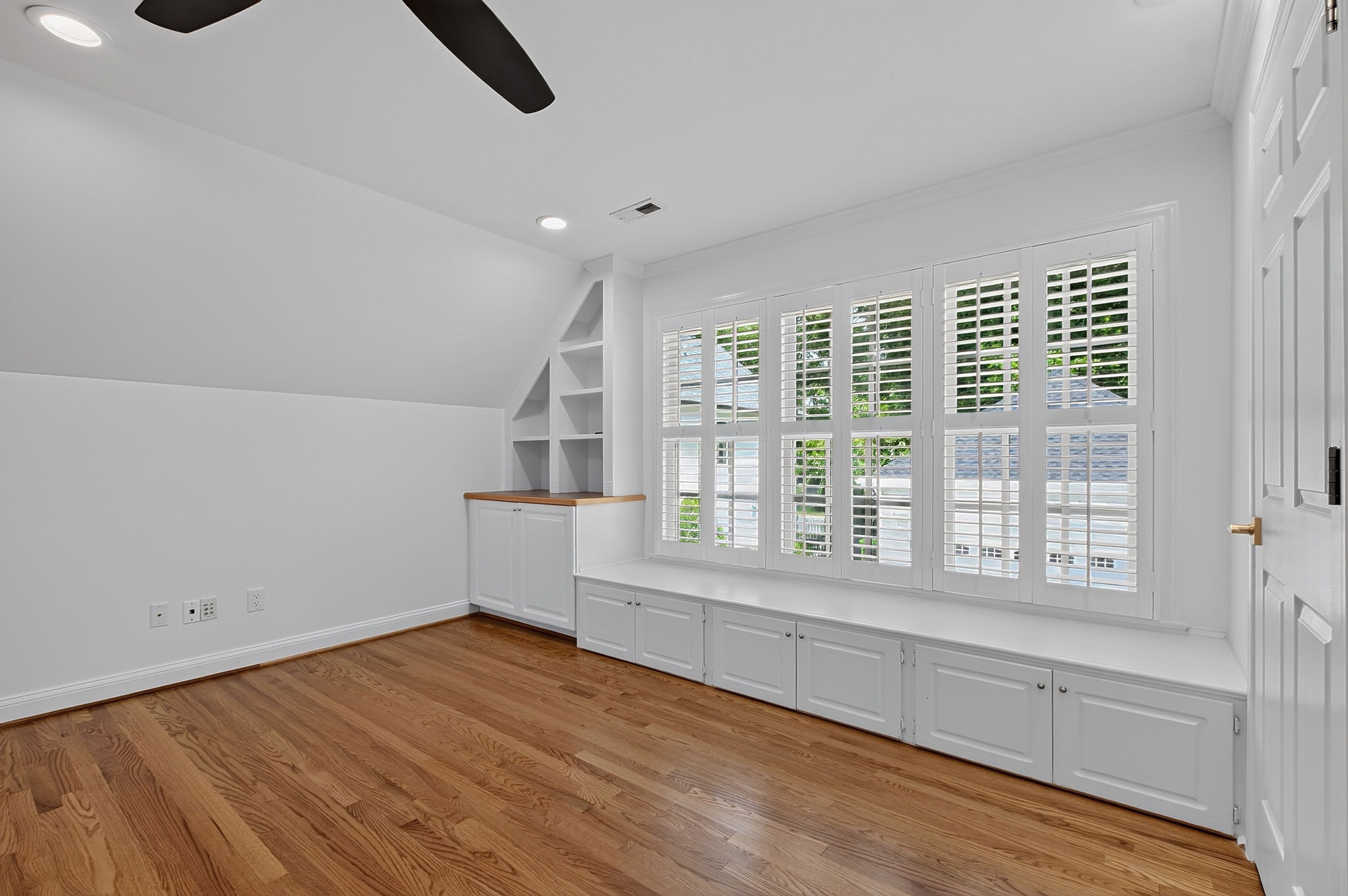  2714 Saint Marys Street, Raleigh, NC 27609 - 物件實景
