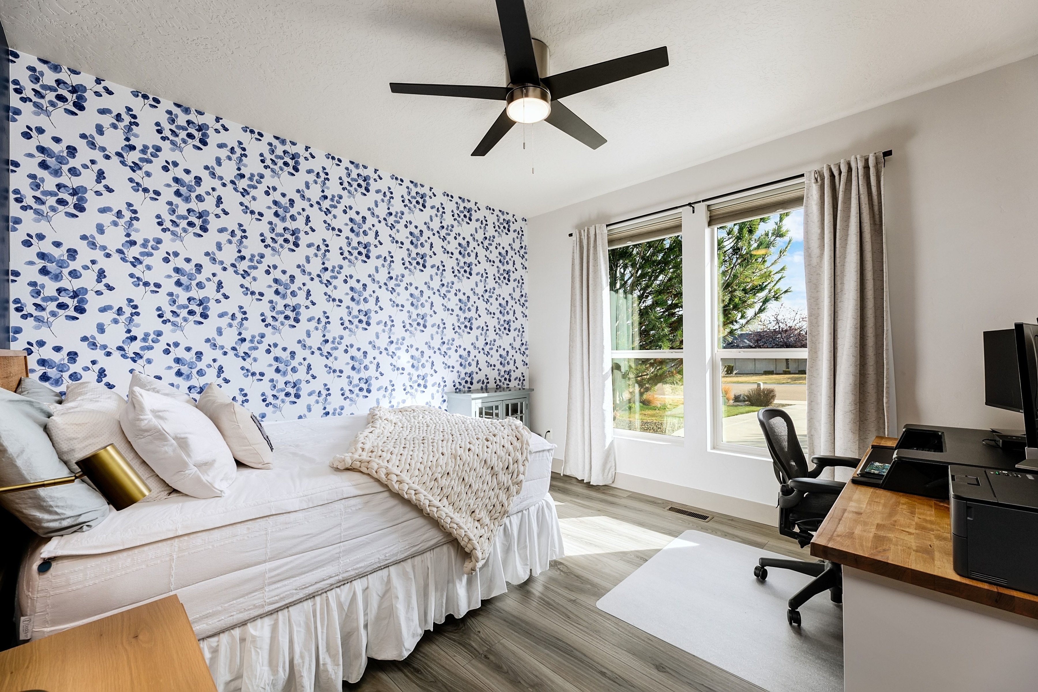  Beautiful Single Level - Former Builder Model Home - 物件實景