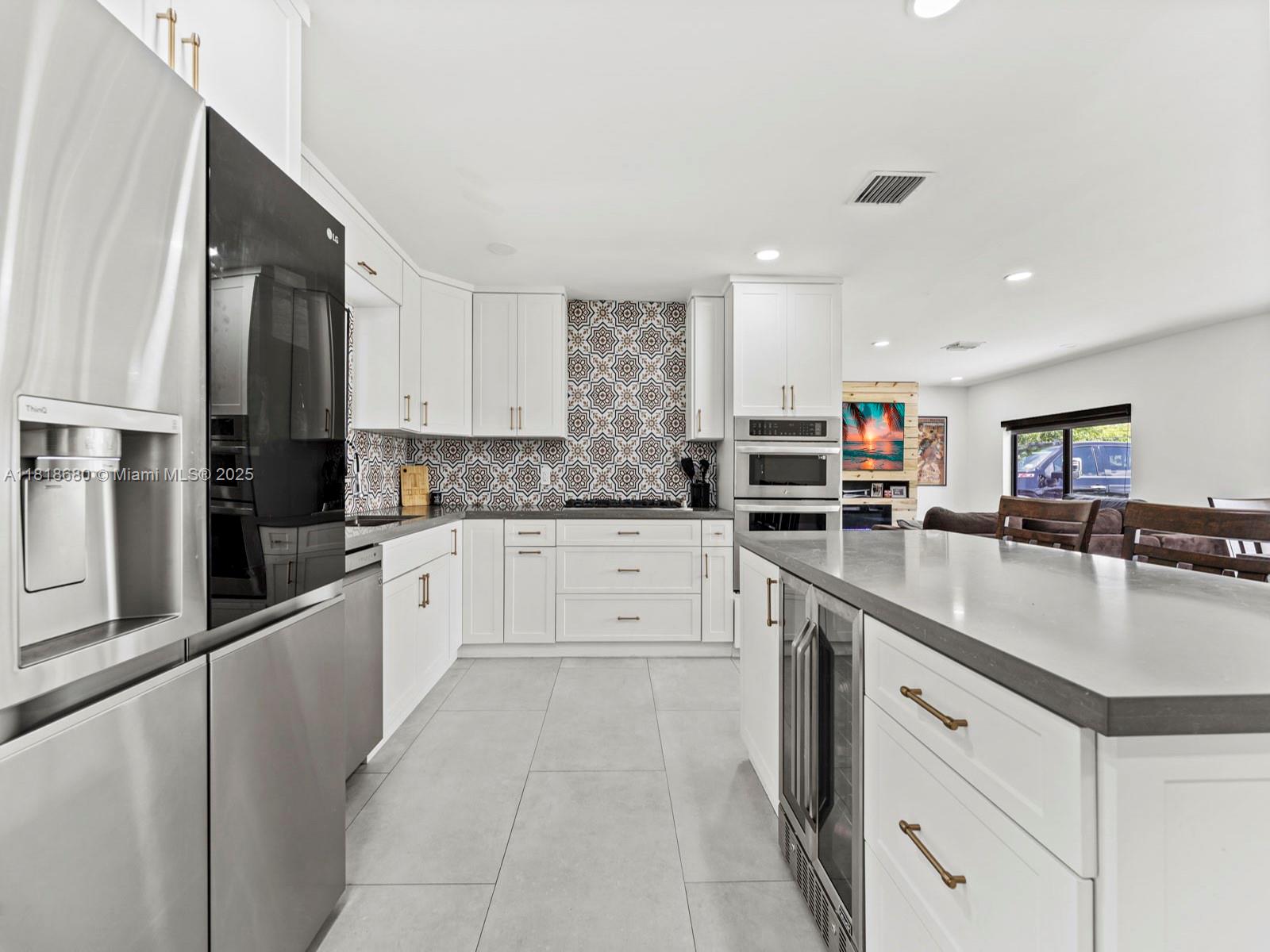 Miami, Florida, 33173, United States, 3 Bedrooms Bedrooms, ,2 BathroomsBathrooms,Residential,For Sale,1857432
