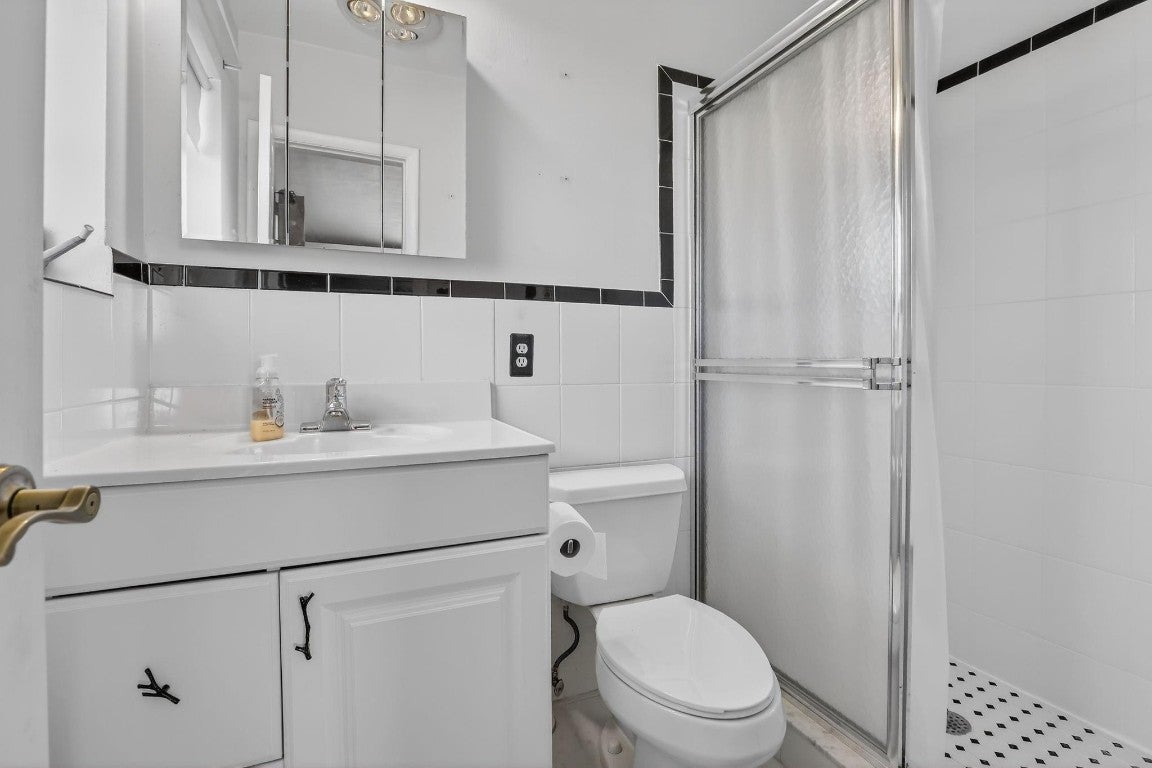 Pembroke Pines, Florida, 33024, United States, 3 Bedrooms Bedrooms, ,2 BathroomsBathrooms,Residential,For Sale,2005979