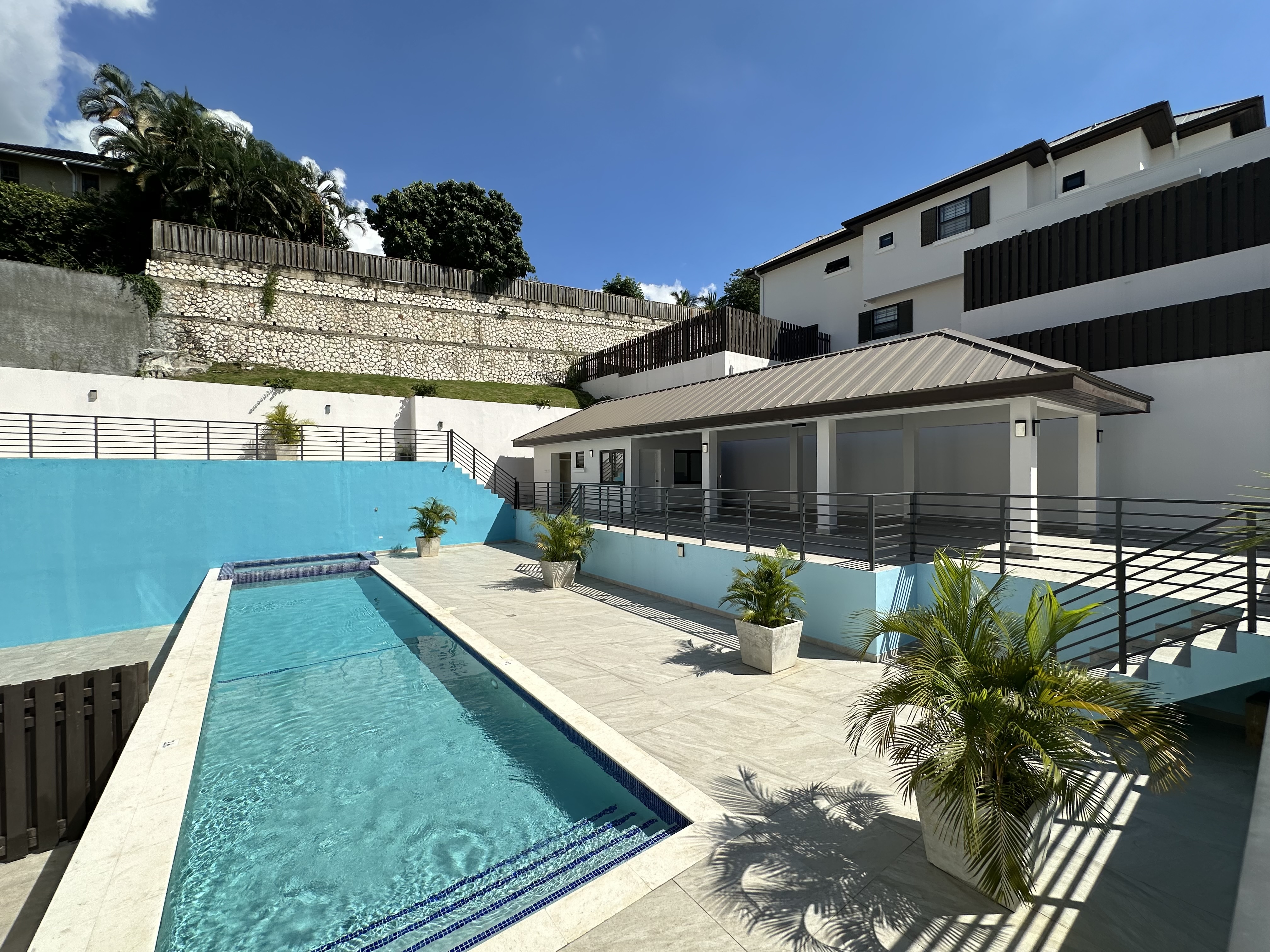 Kingston 6, JM, 2 Bedrooms Bedrooms, ,3 BathroomsBathrooms,Residential,For Sale,1838933