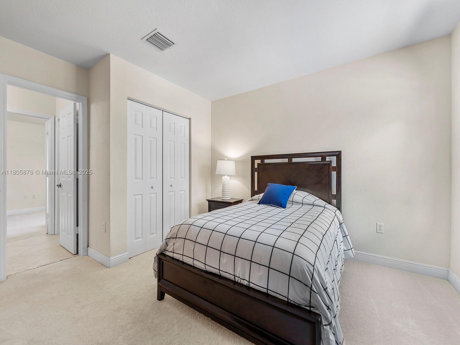 Weston, Florida, 33332, United States, 5 Bedrooms Bedrooms, ,5 BathroomsBathrooms,Residential,For Sale,1826480