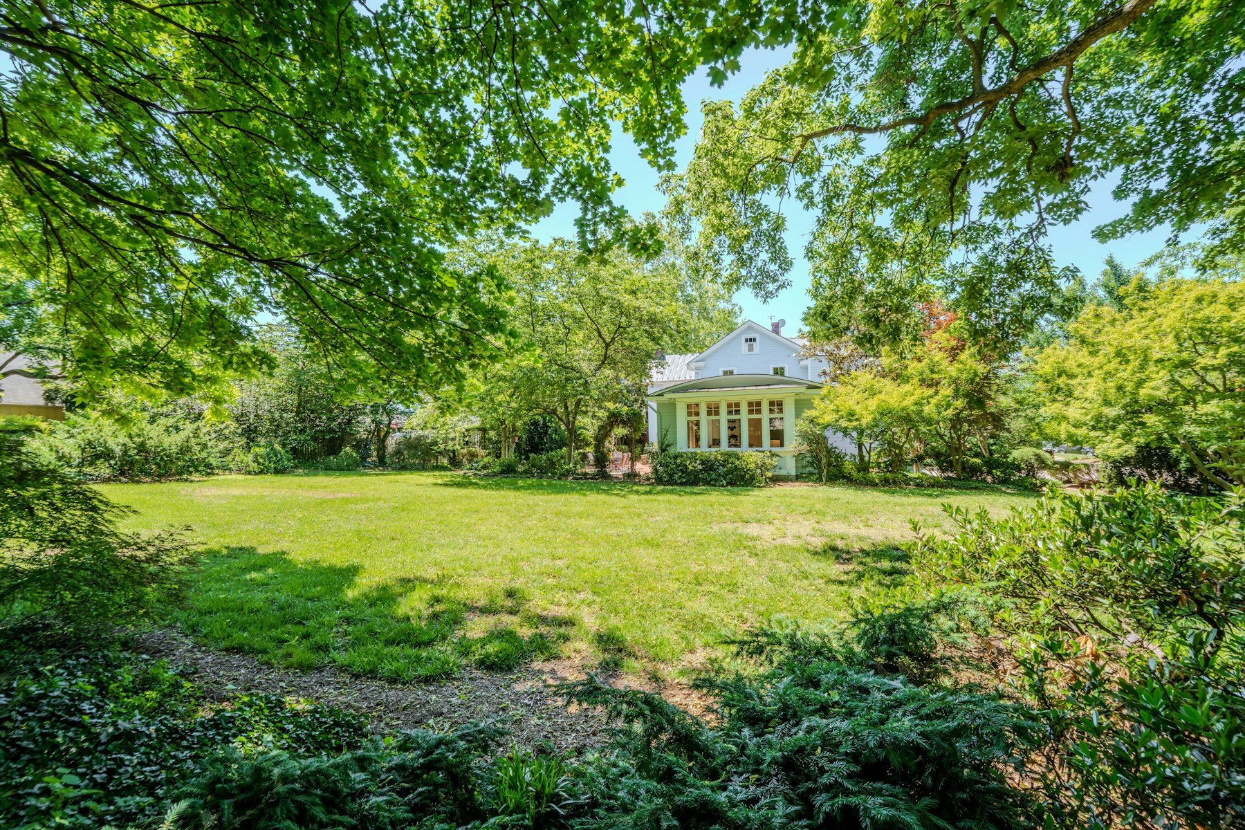  208 Edwards Ferry Road NE, Leesburg, VA, 20176 - 物件實景