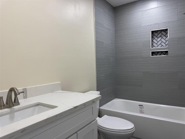 Chauvin, Louisiana, 70344, United States, 4 Bedrooms Bedrooms, ,4 BathroomsBathrooms,Residential,For Sale,1981588