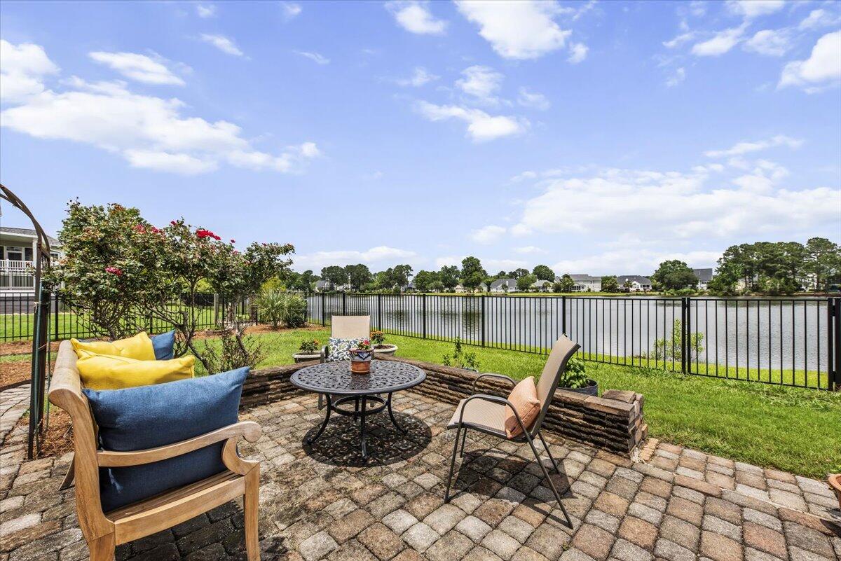 Mount Pleasant, South Carolina, 29466, United States, 4 Bedrooms Bedrooms, ,4 BathroomsBathrooms,Residential,For Sale,1838188