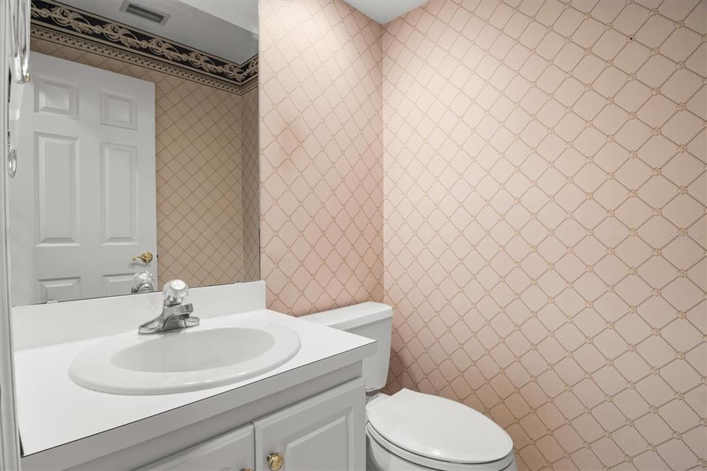 Lakeland, Florida, 33813, United States, 4 Bedrooms Bedrooms, ,4 BathroomsBathrooms,Residential,For Sale,1948005