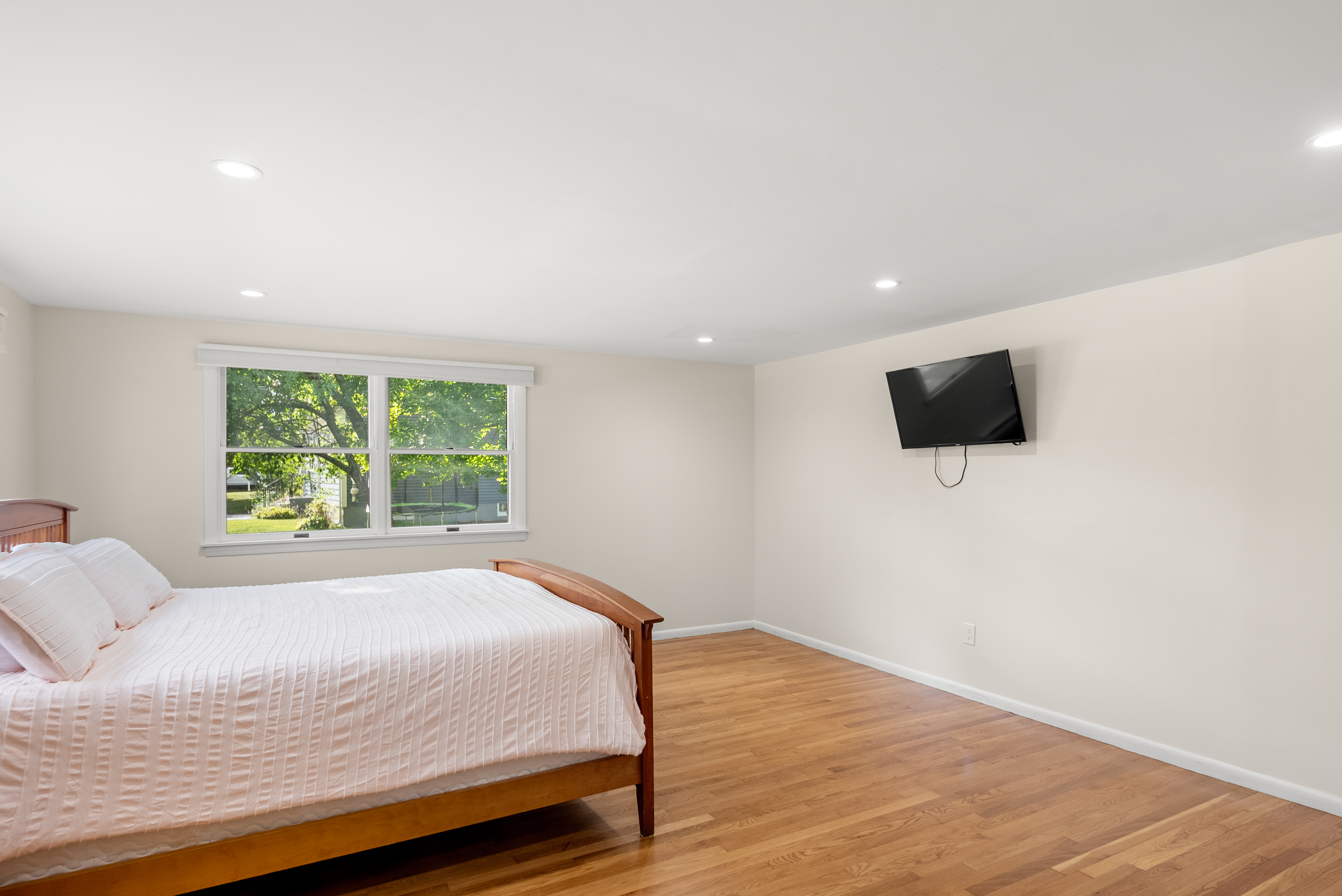  50 Main Street, Medway, MA, 02053 - 物件實景