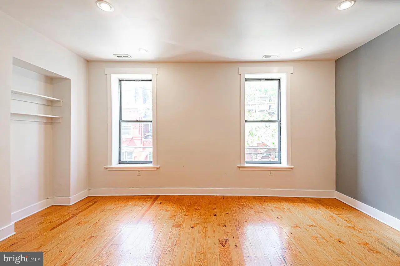 Philadelphia, Pennsylvania, 19121, United States, ,Residential,For Sale,1987835