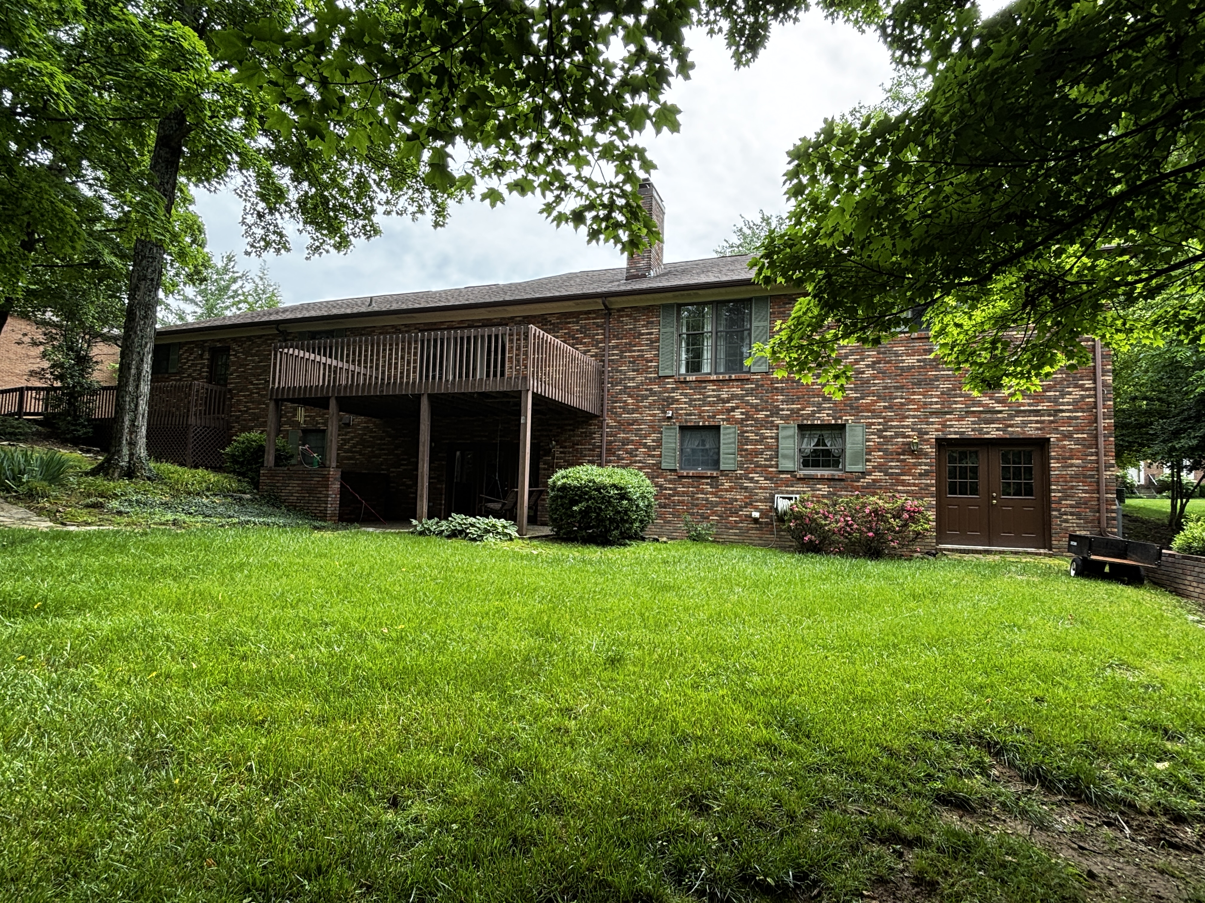 Frankfort, Kentucky, 40601, United States, 3 Bedrooms Bedrooms, ,3 BathroomsBathrooms,Residential,For Sale,2049157