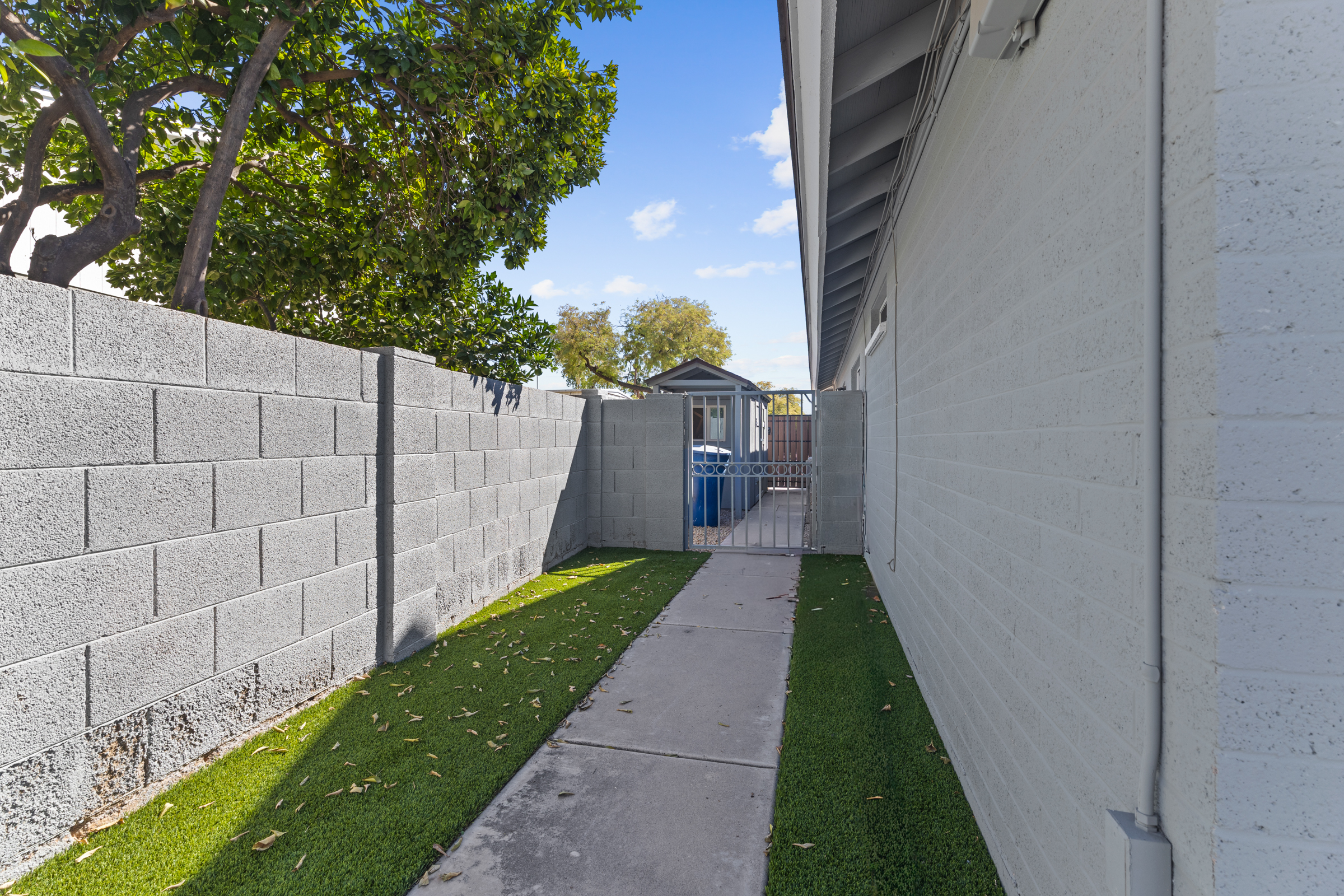 Tempe, Arizona, 85283, United States, 4 Bedrooms Bedrooms, ,2 BathroomsBathrooms,Residential,For Sale,1976655