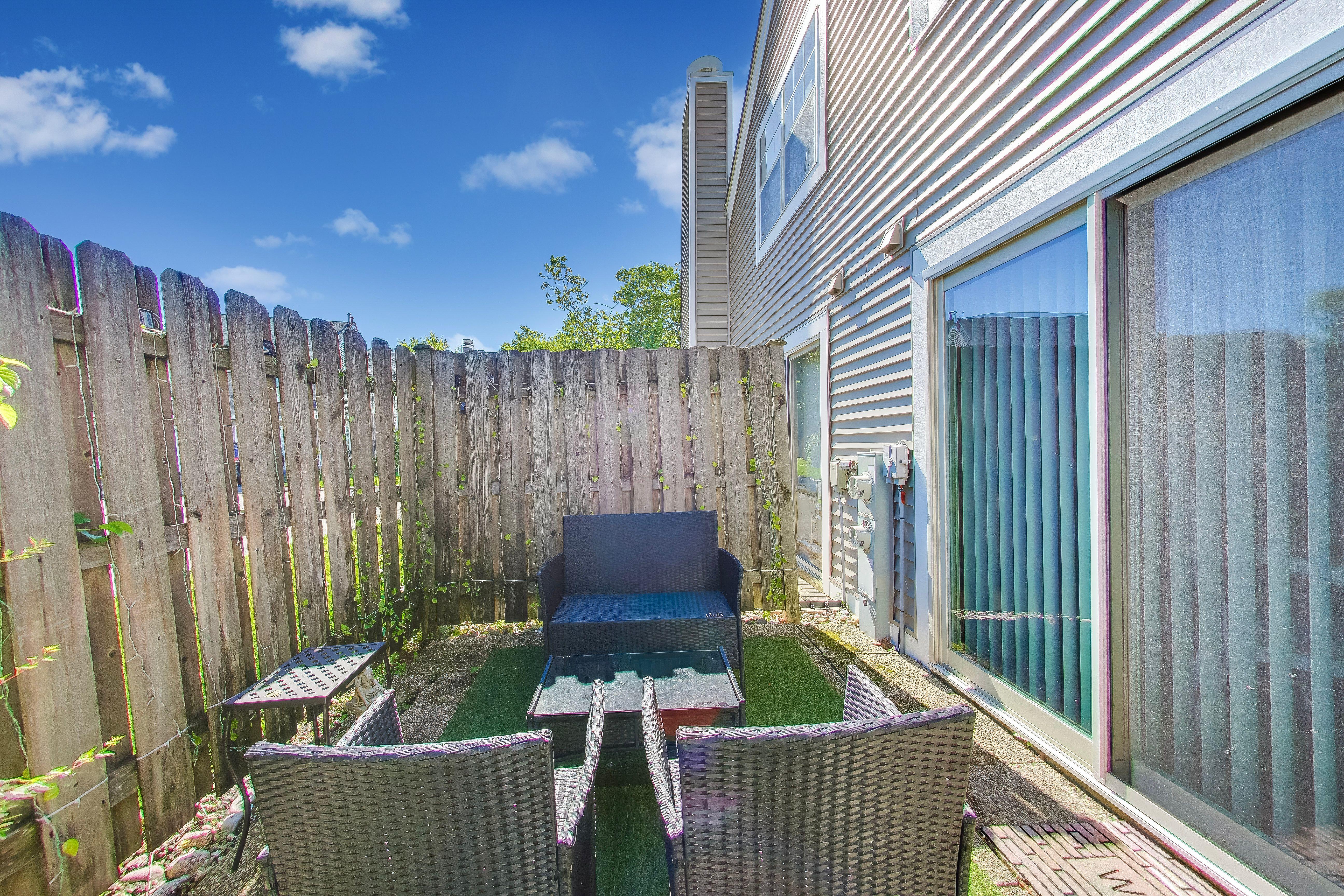  Fully Upgraded Townhome in the Highly Sought after Knollwood Subdivision - 物件實景