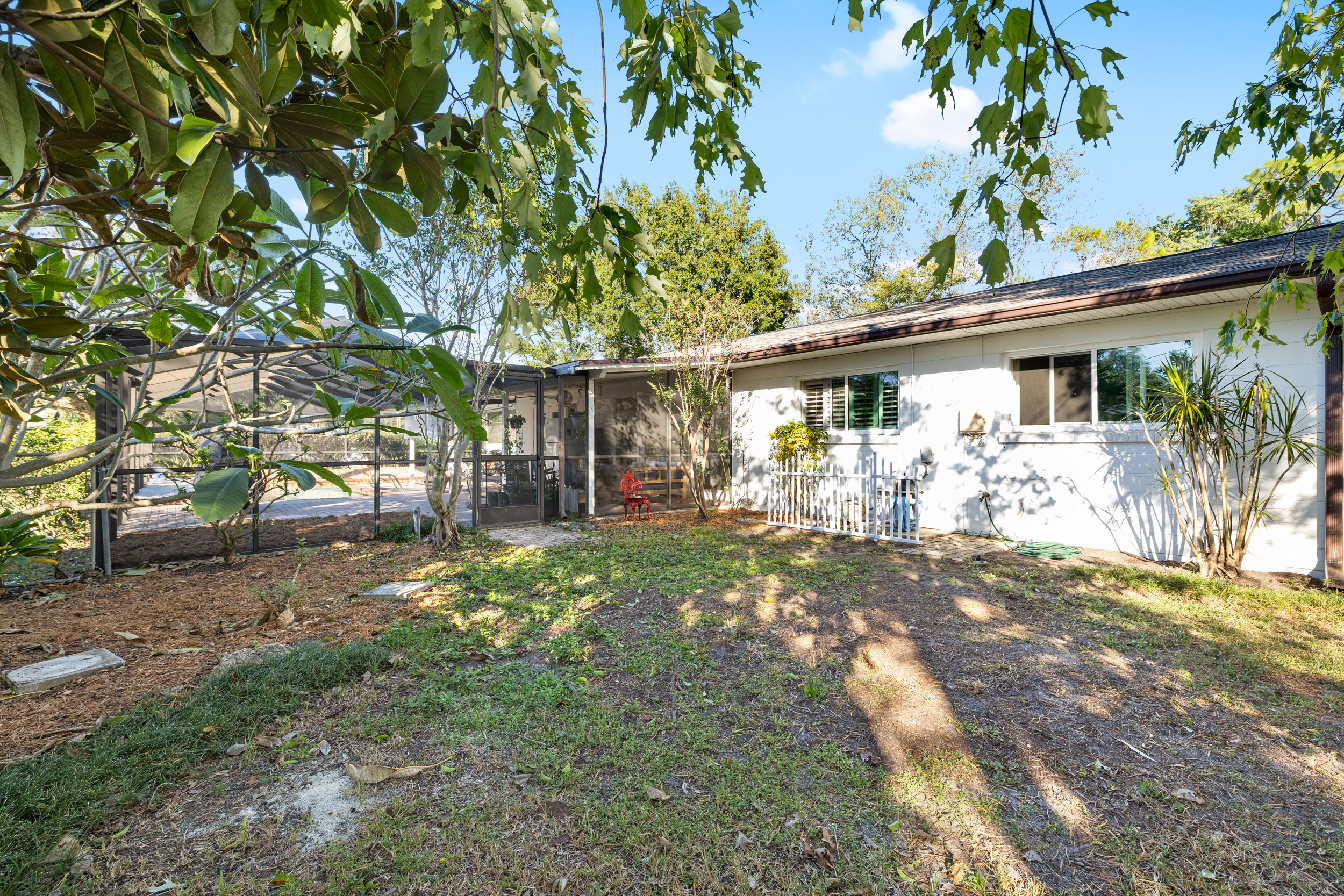 Tampa, Florida, 33618, United States, 3 Bedrooms Bedrooms, ,2 BathroomsBathrooms,Residential,For Sale,1994260