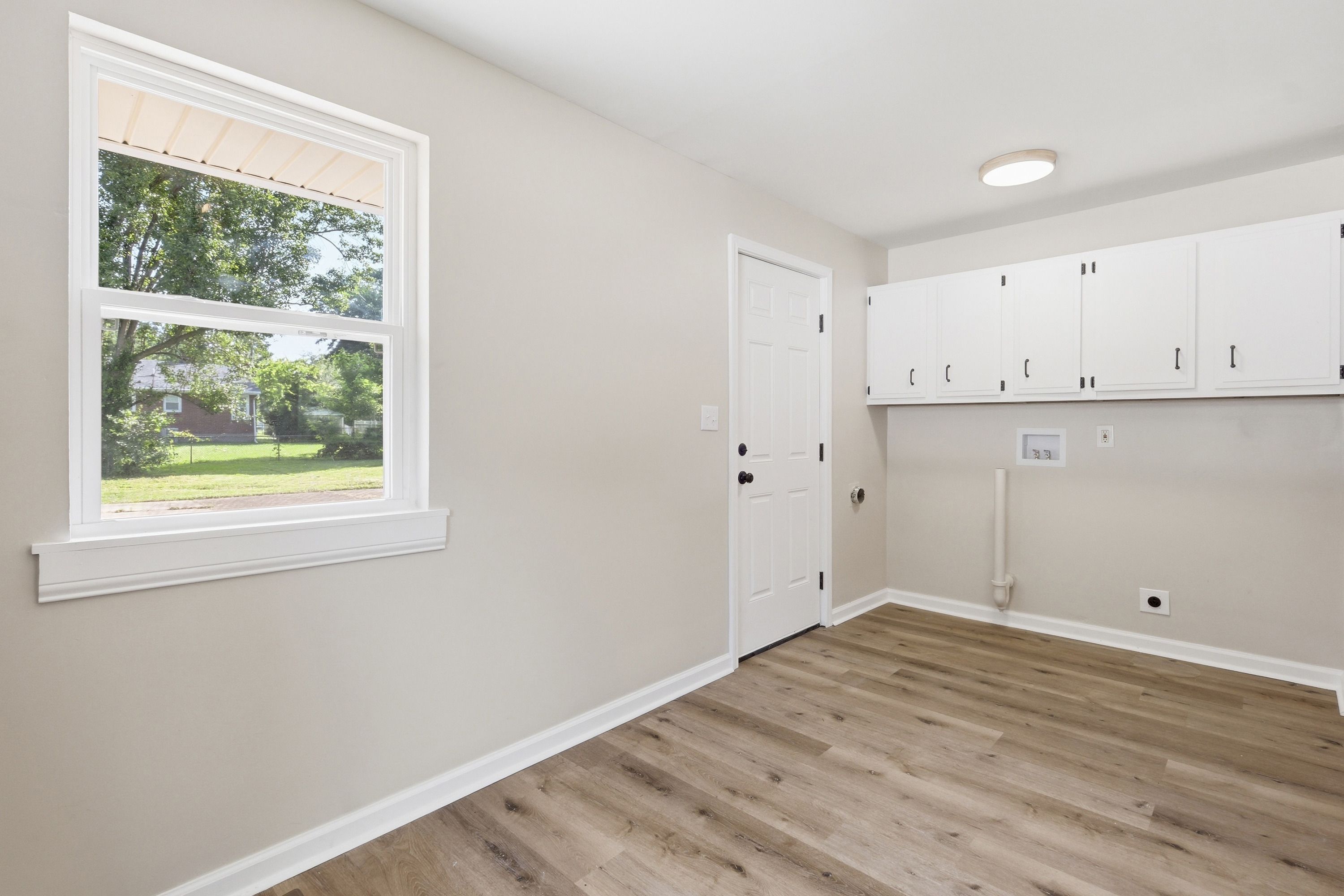  2209 Peaslee Road, Louisville, KY 40216 - 物件實景