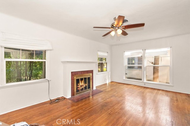 Van Nuys, California, 91401, United States, 3 Bedrooms Bedrooms, ,1 BathroomBathrooms,Residential,For Sale,2005307