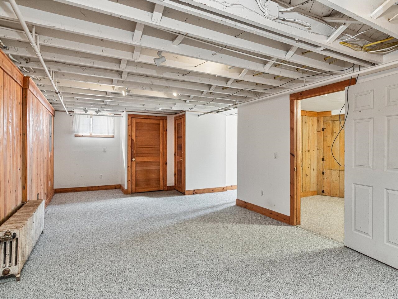 Burlington, Vermont, 05401, United States, 3 Bedrooms Bedrooms, ,2 BathroomsBathrooms,Residential,For Sale,1777019