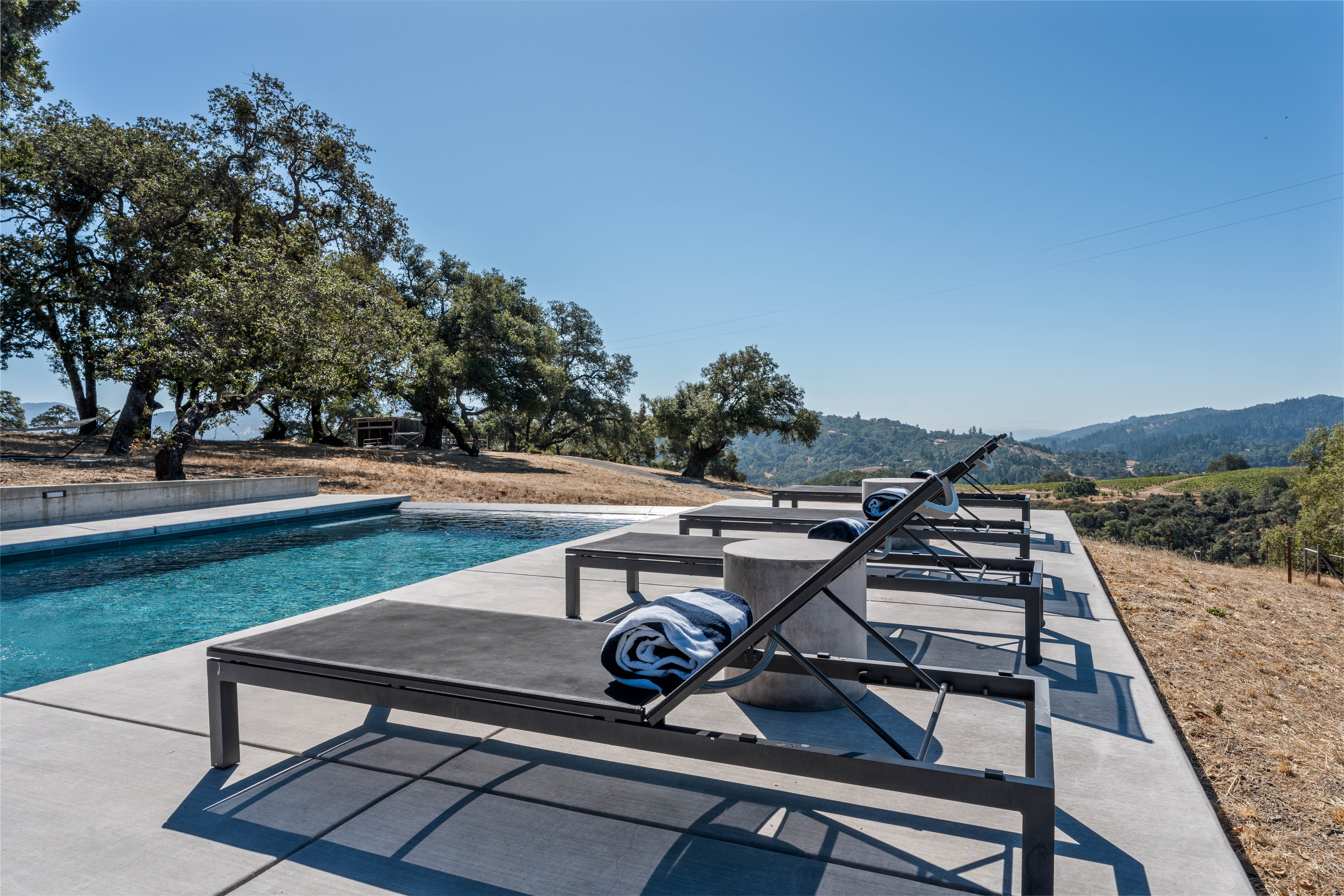  18115 Highlands Ridge Road, Yorkville, CA 95494 - 物件實景