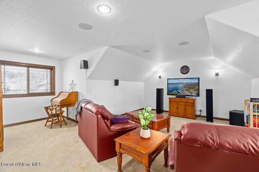 Hayden, Idaho, 83835, United States, 4 Bedrooms Bedrooms, ,3 BathroomsBathrooms,Residential,For Sale,2008091