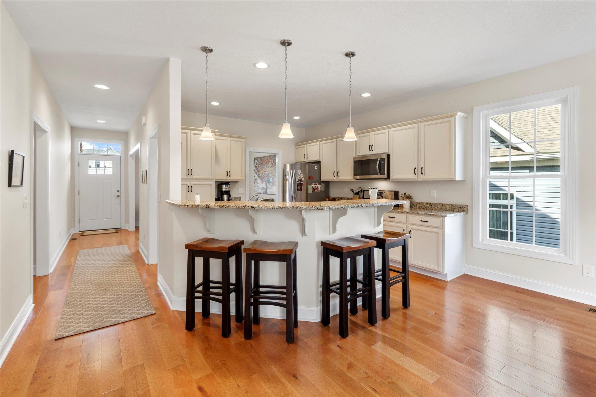 Blacksburg, Virginia, 24060, United States, 4 Bedrooms Bedrooms, ,3 BathroomsBathrooms,Residential,For Sale,1951169
