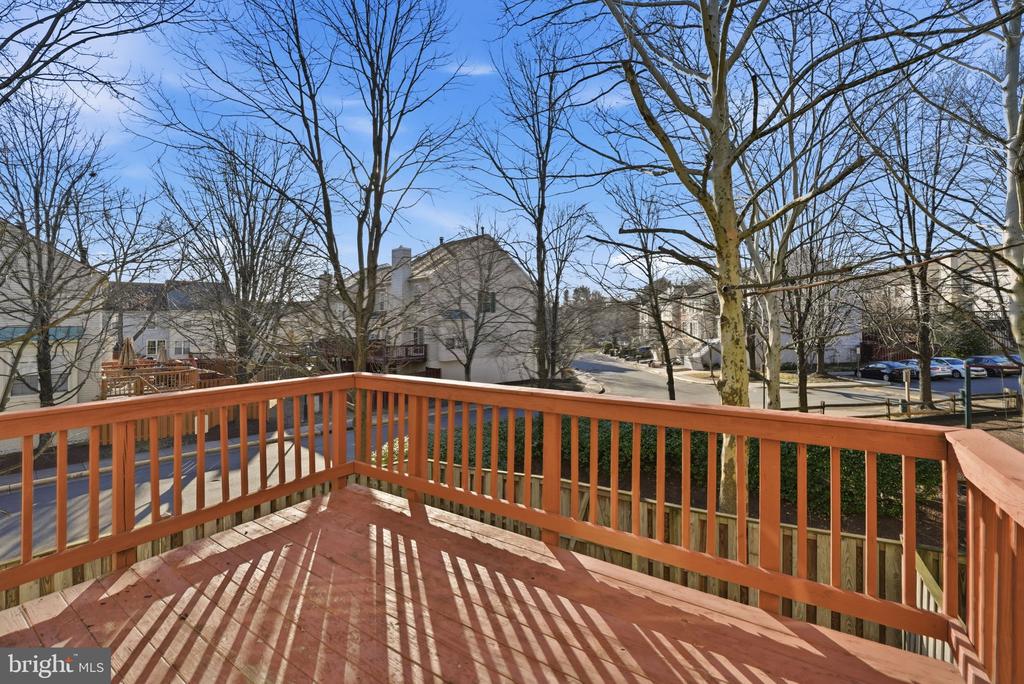 Sterling, Virginia, 20166, United States, 3 Bedrooms Bedrooms, ,3 BathroomsBathrooms,Residential,For Sale,2010365