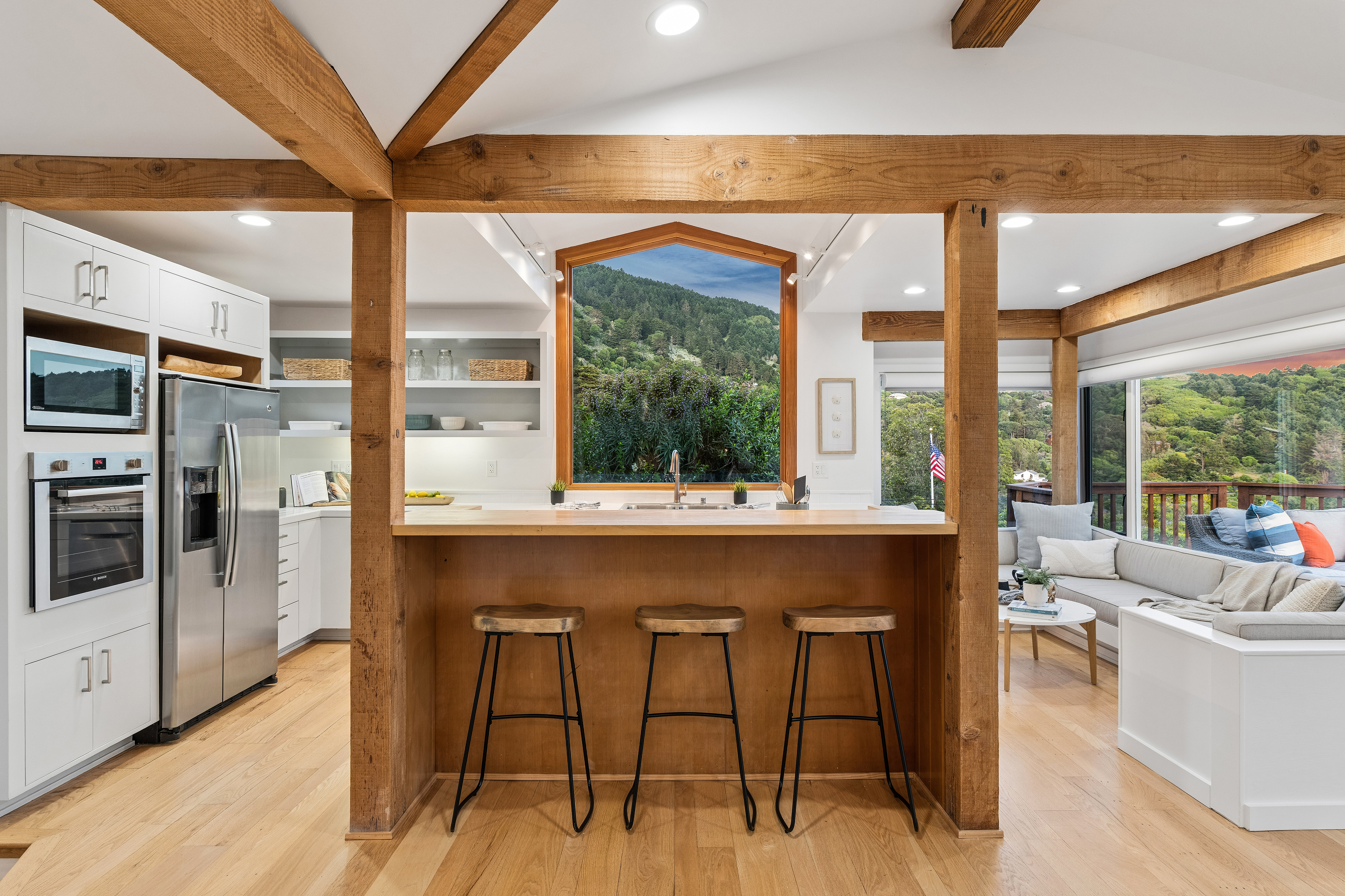  Thoughtfully Designed Coastal Craftsman - 物件實景