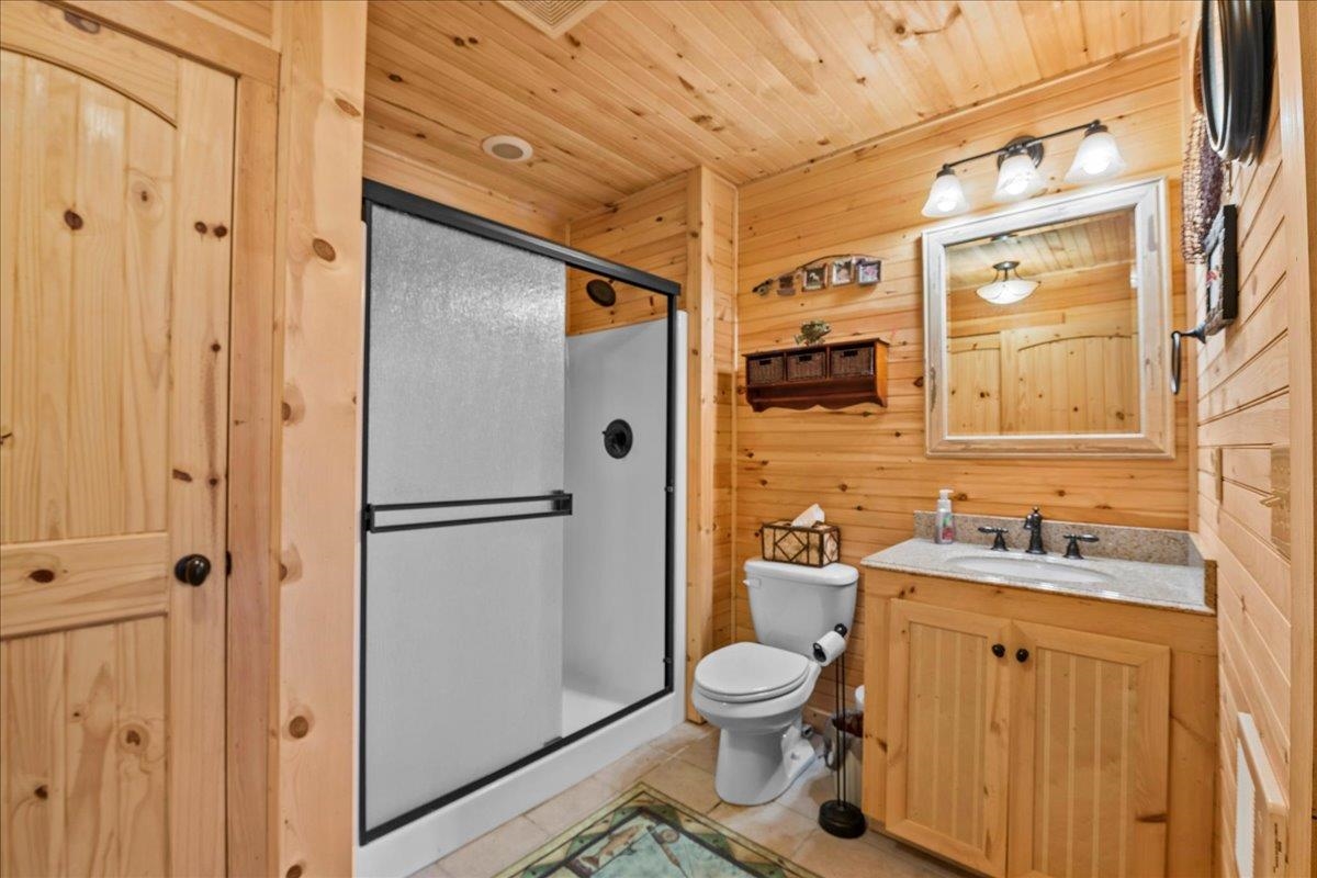 Cleveland, South Carolina, 29635, United States, 3 Bedrooms Bedrooms, ,3 BathroomsBathrooms,Residential,For Sale,1977097