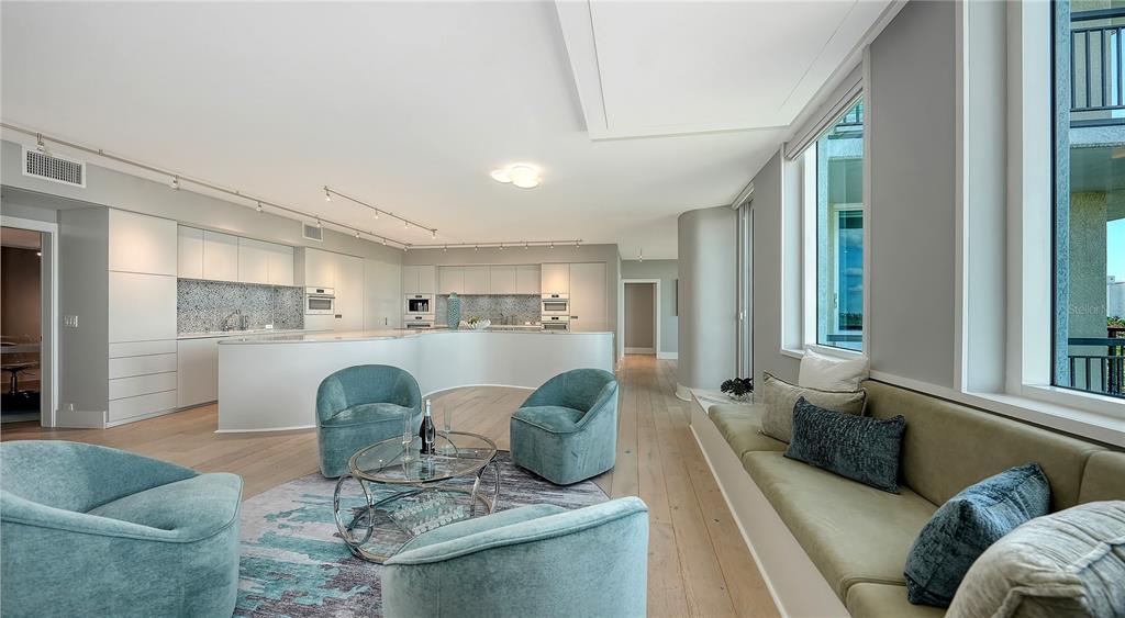 Sarasota, Florida, 34236, United States, 3 Bedrooms Bedrooms, ,4 BathroomsBathrooms,Residential,For Sale,1996968