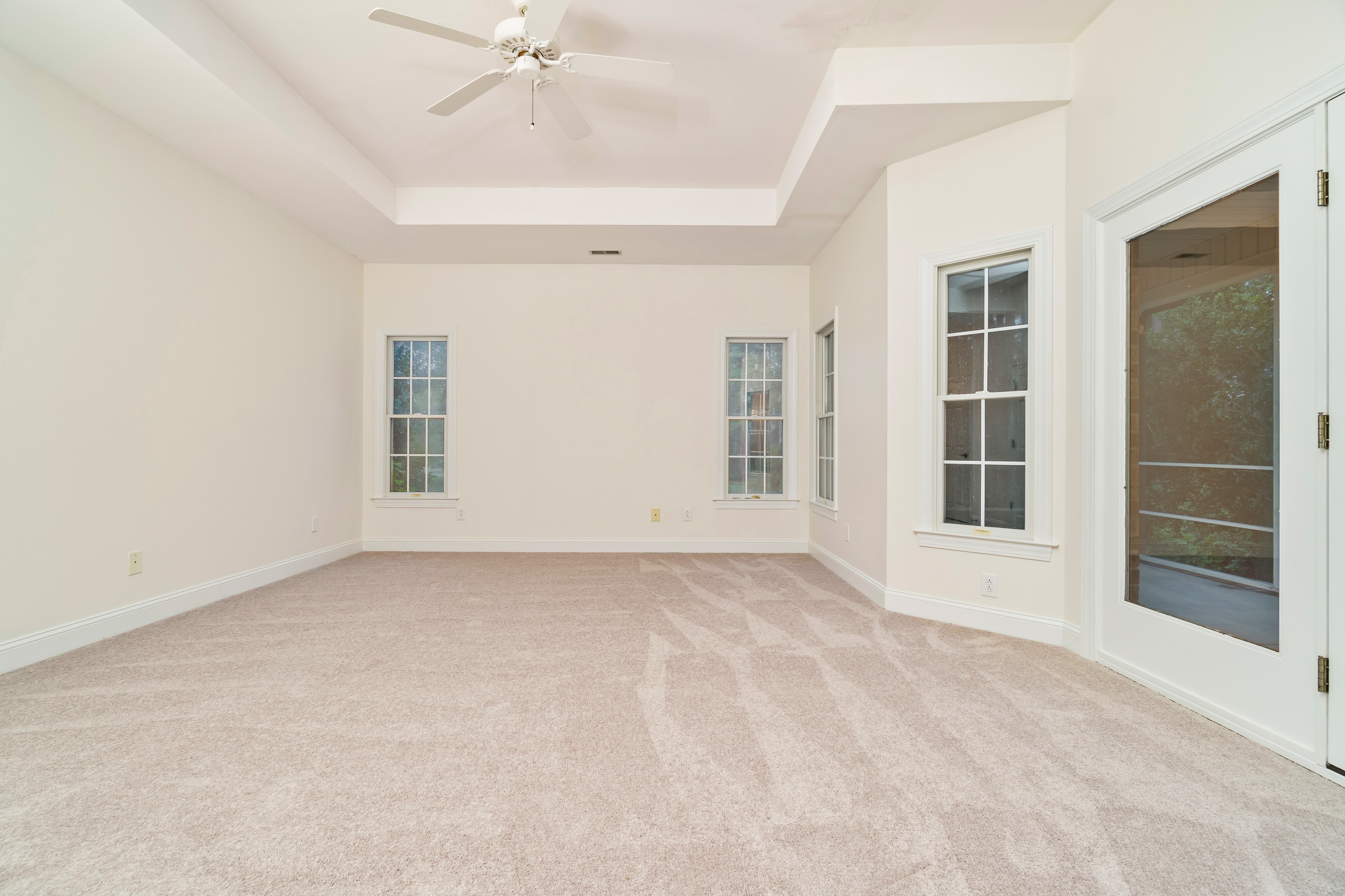 Oriental, North Carolina, 28571, United States, 3 Bedrooms Bedrooms, ,3 BathroomsBathrooms,Residential,For Sale,1979127