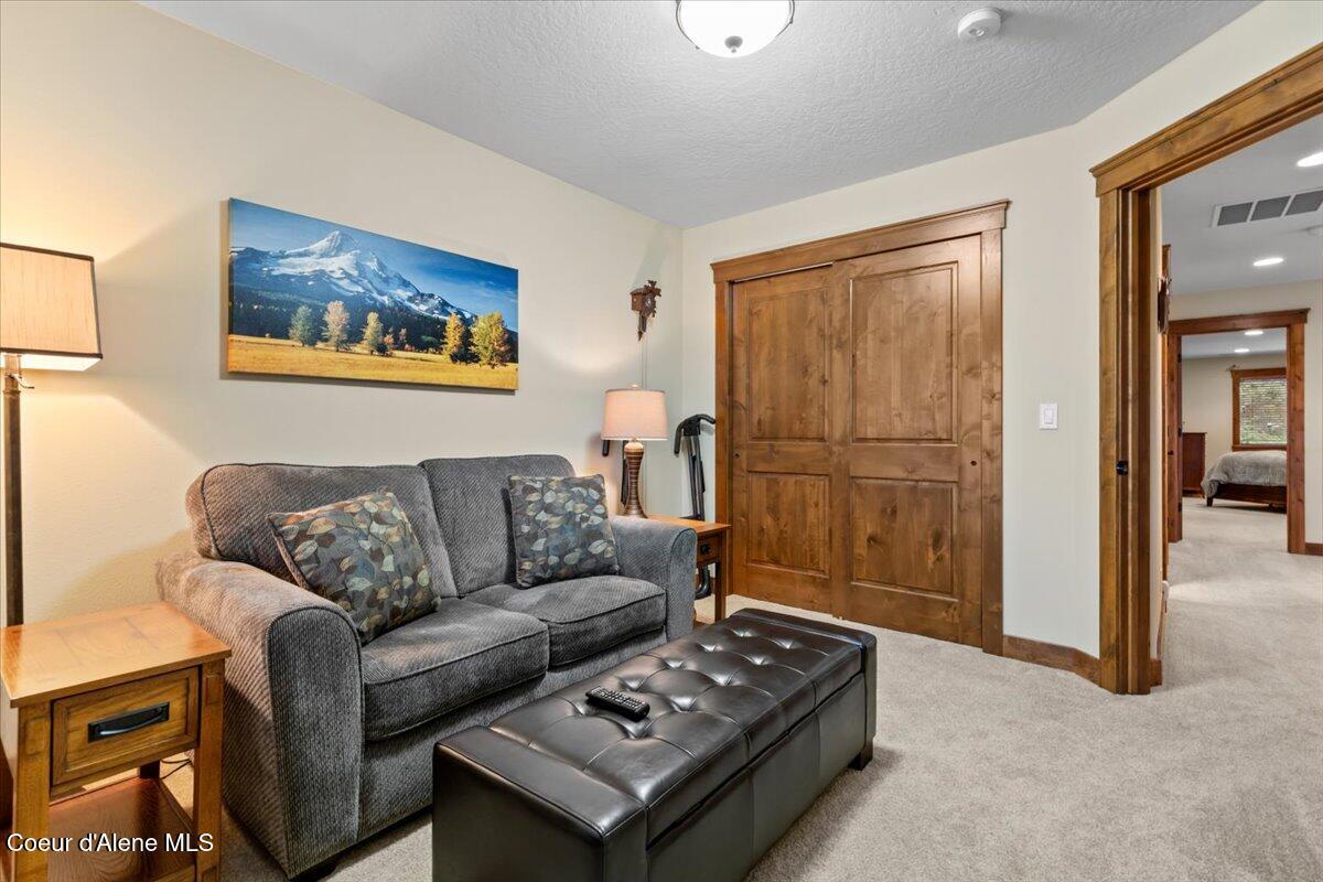 Hayden, Idaho, 83835, United States, 3 Bedrooms Bedrooms, ,3 BathroomsBathrooms,Residential,For Sale,1992408