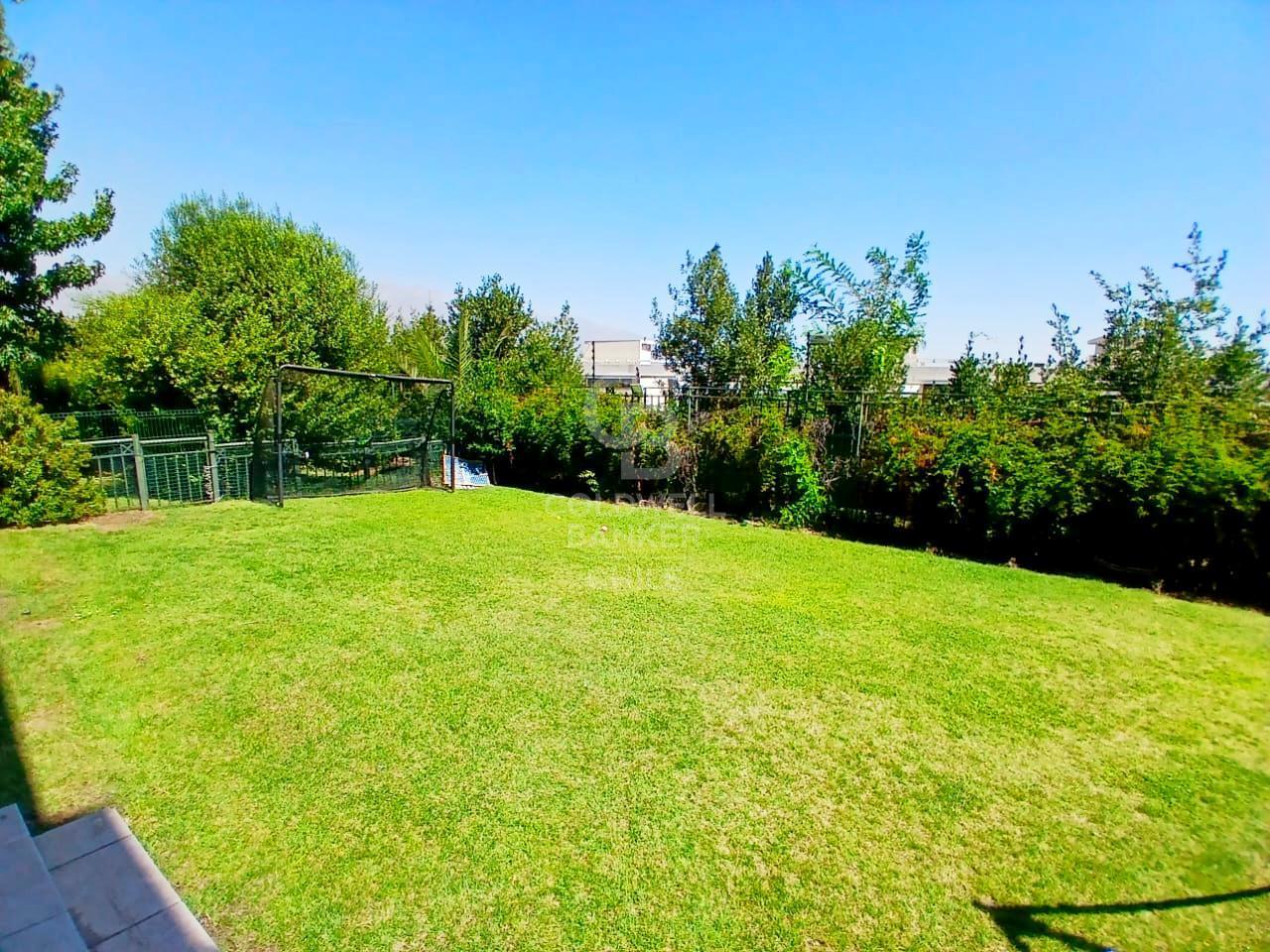 Vitacura, Chile, 5 Bedrooms Bedrooms, ,5 BathroomsBathrooms,Residential,For Sale,1691768