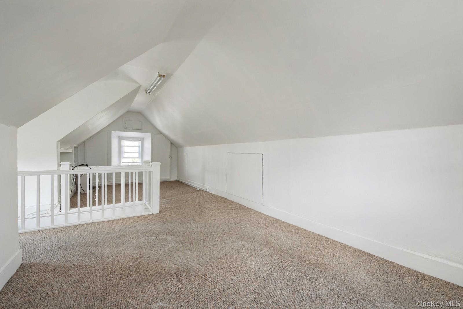 Queens Village, New York, 11429, United States, 3 Bedrooms Bedrooms, ,2 BathroomsBathrooms,Residential,For Sale,1902128