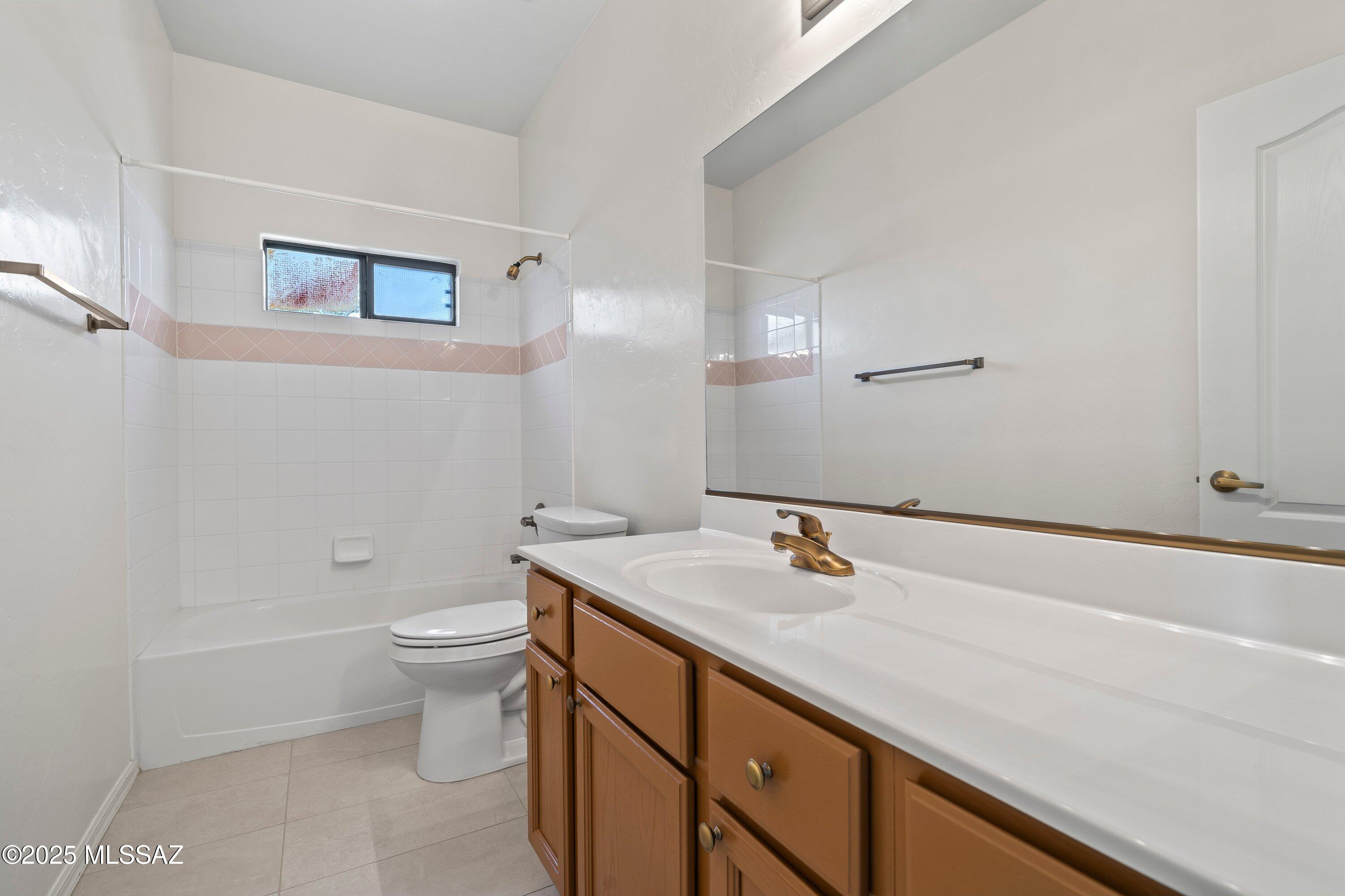 Green Valley, Arizona, 85614, United States, 2 Bedrooms Bedrooms, ,3 BathroomsBathrooms,Residential,For Sale,1971265