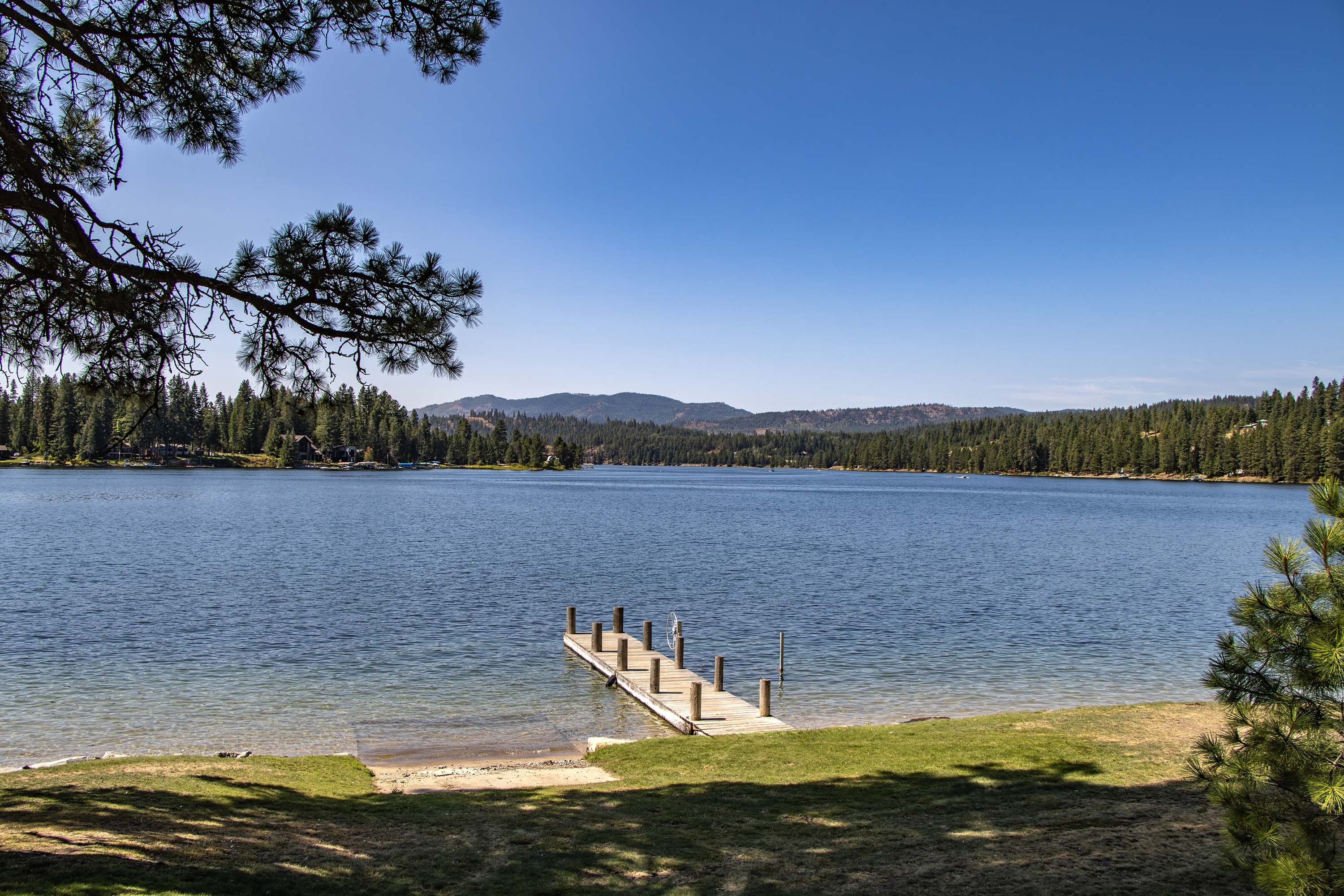 Sandpoint, Idaho, 83864, United States, 2 Bedrooms Bedrooms, ,4 BathroomsBathrooms,Residential,For Sale,1806623