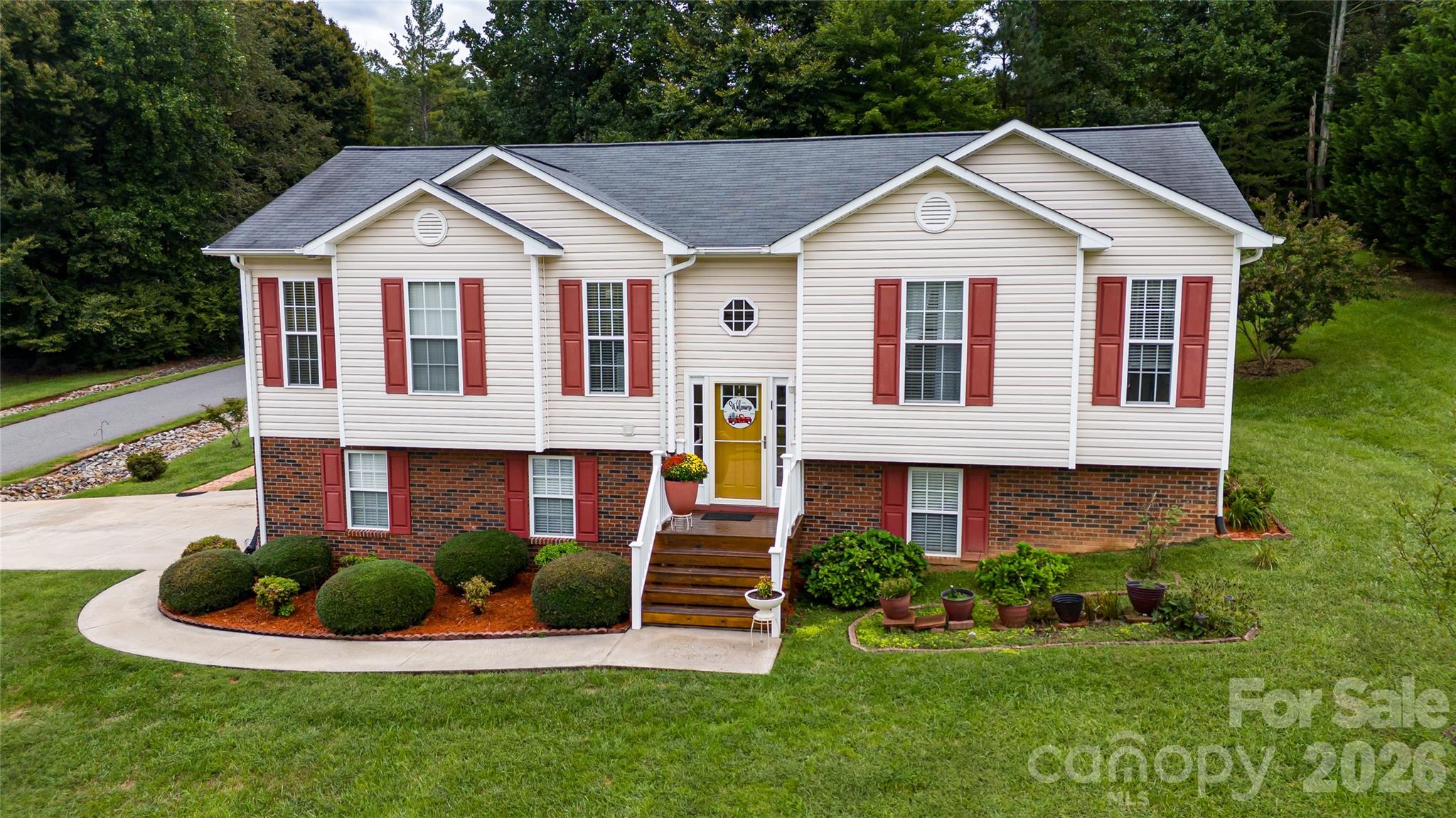 Doe Run, Morganton, NC 28655