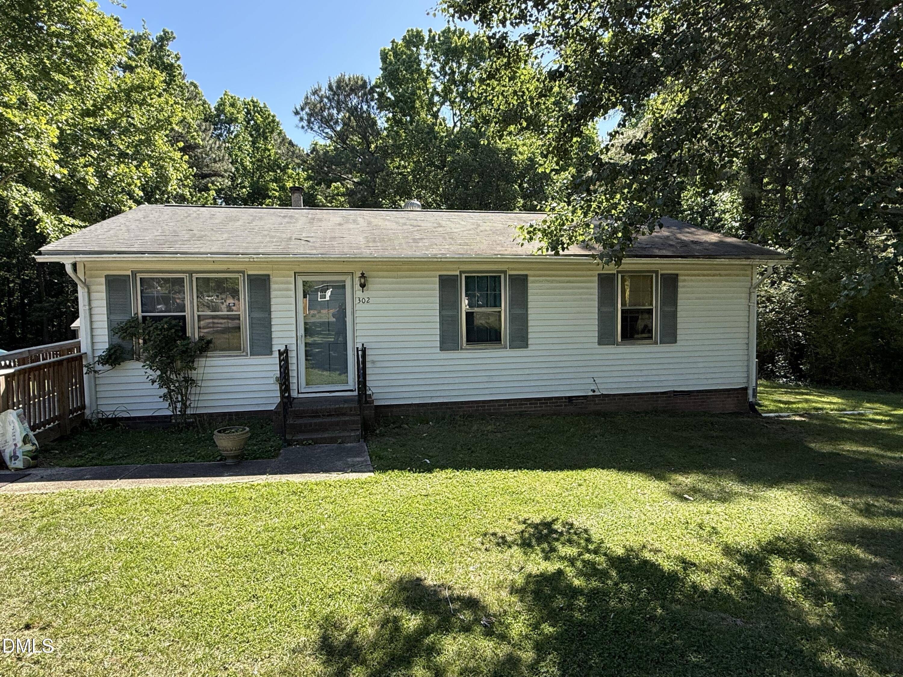 Gaylee Lake Dr, Wendell, NC 27591