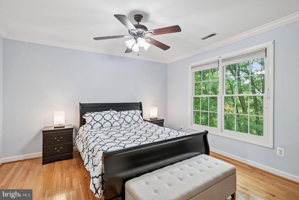 Leesburg, Virginia, 20176, United States, 4 Bedrooms Bedrooms, ,5 BathroomsBathrooms,Residential,For Sale,1900813