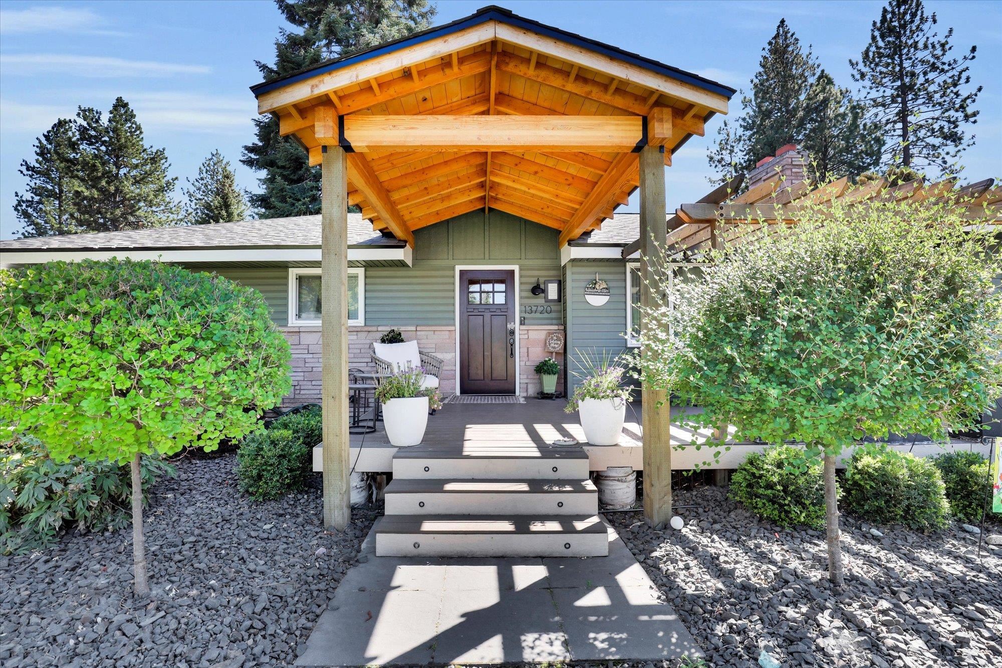 Spokane Valley, Washington, 99216, United States, 4 Bedrooms Bedrooms, ,3 BathroomsBathrooms,Residential,For Sale,1927363