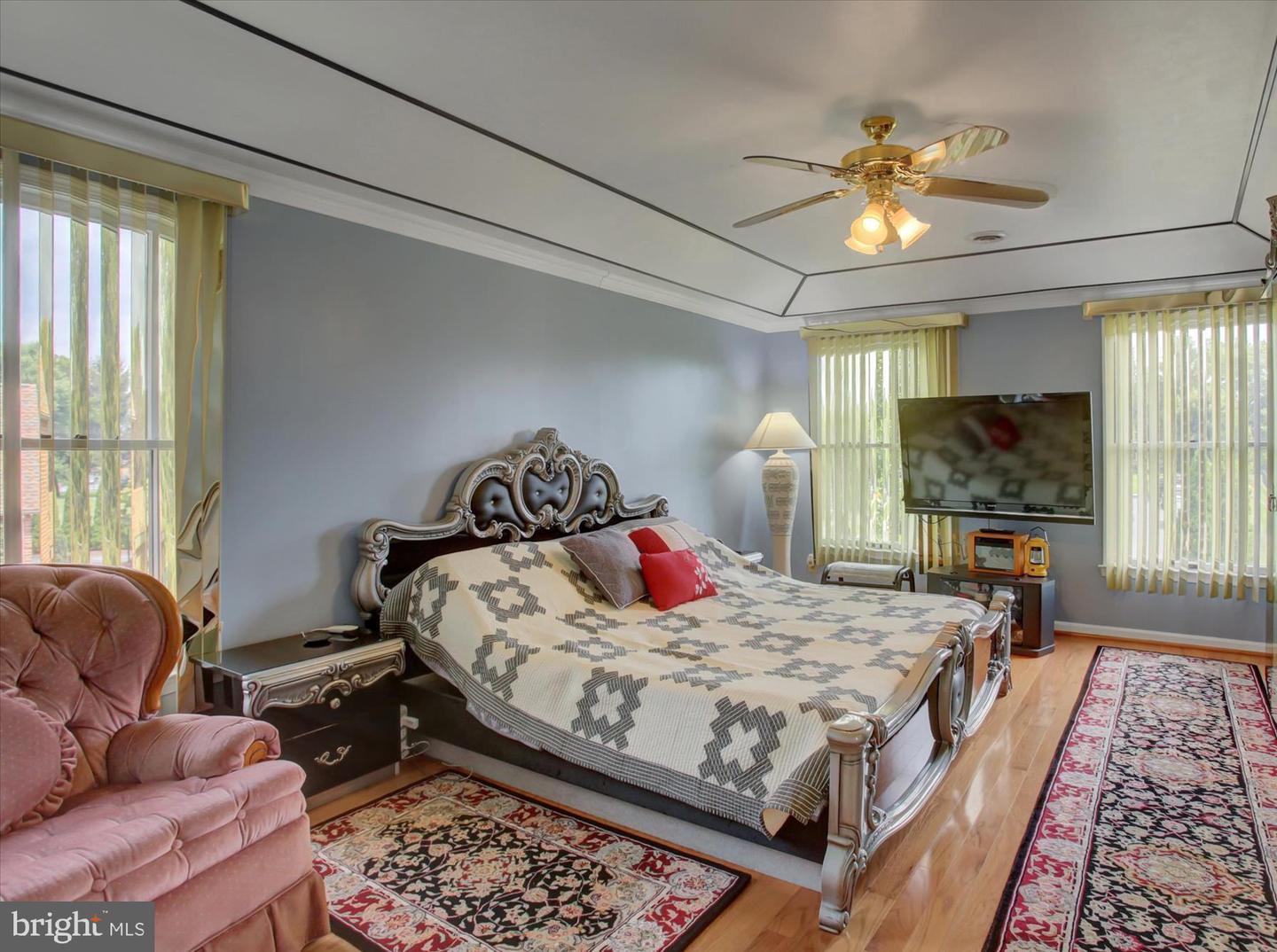 Chambersburg, Pennsylvania, 17202, United States, 5 Bedrooms Bedrooms, ,6 BathroomsBathrooms,Residential,For Sale,1989609