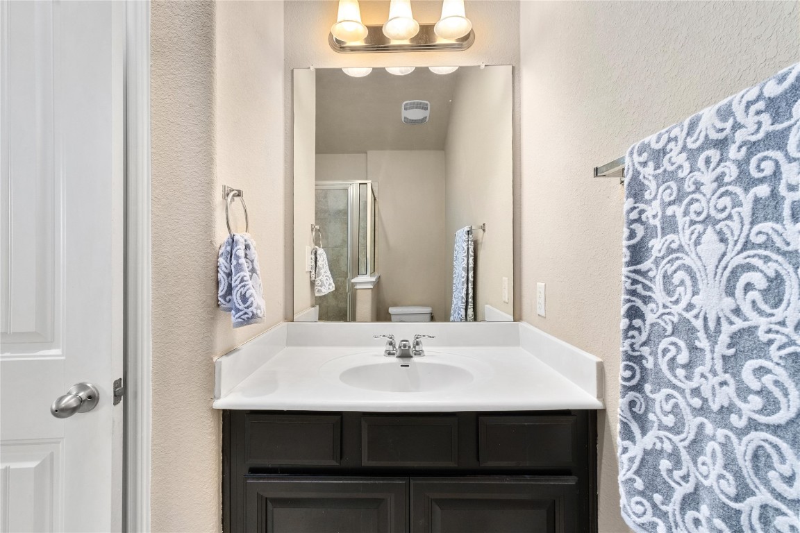 Buda, Texas, 78610, United States, 5 Bedrooms Bedrooms, ,4 BathroomsBathrooms,Residential,For Sale,1962354