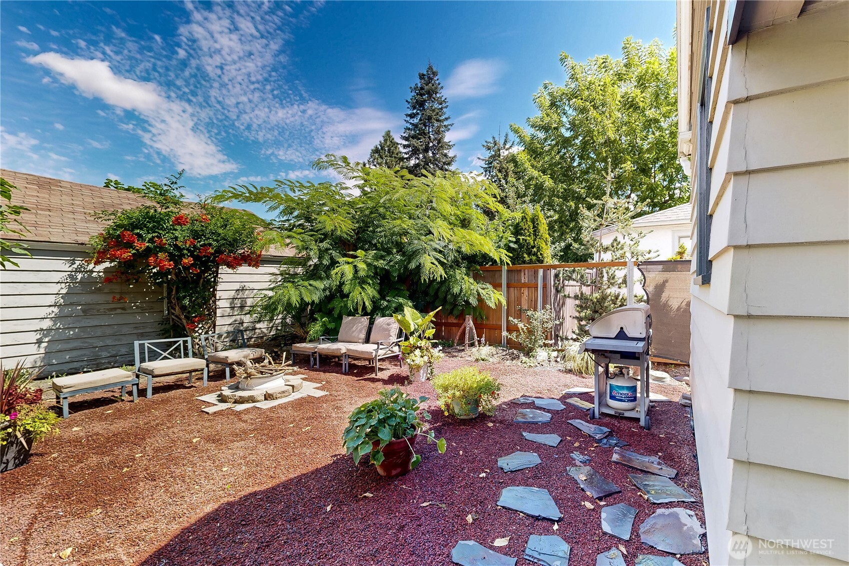 Walla Walla, Washington, 99362, United States, 4 Bedrooms Bedrooms, ,2 BathroomsBathrooms,Residential,For Sale,1868266